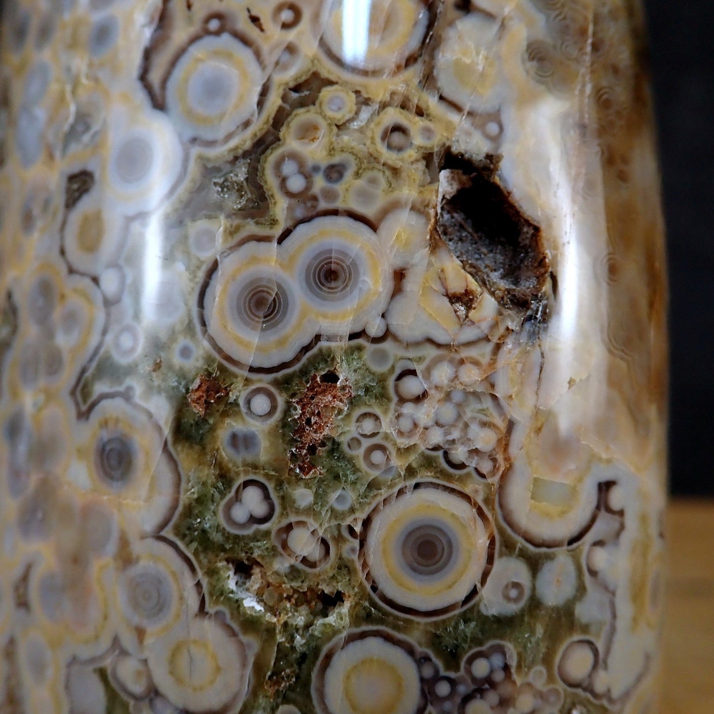 Große Ozean-Jaspis Freiform - 3362.91 g - 237×131×97 mm