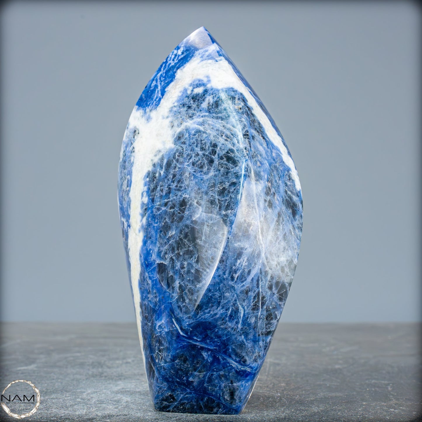 Natürliche Sodalith-Kristall Flamme – 702,27g
