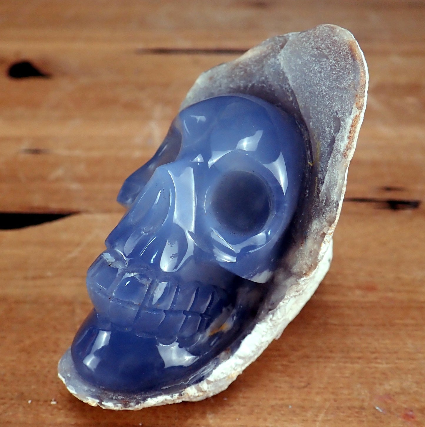 Seltene Blaue Chalcedon Schnitzerei - 305,42g