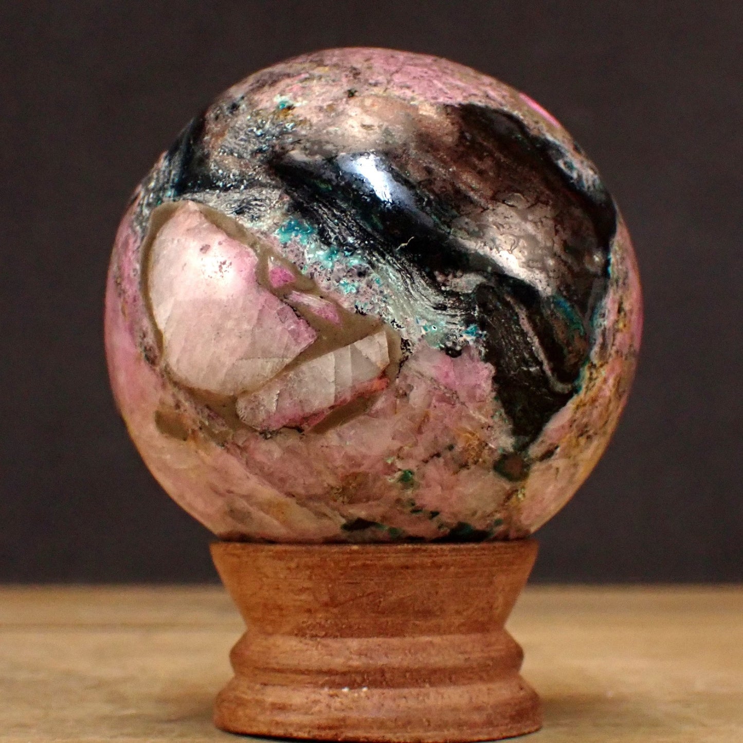 A+ Cobalt-Calcit Kugel - 452,52g - 70mm