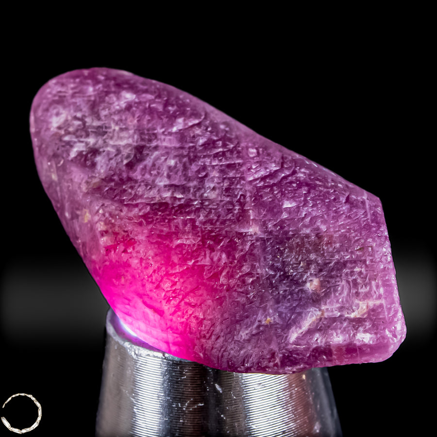 Seltener Padparadscha Farbener Saphirekristall aus Tansania - 6,78g -33,9ct