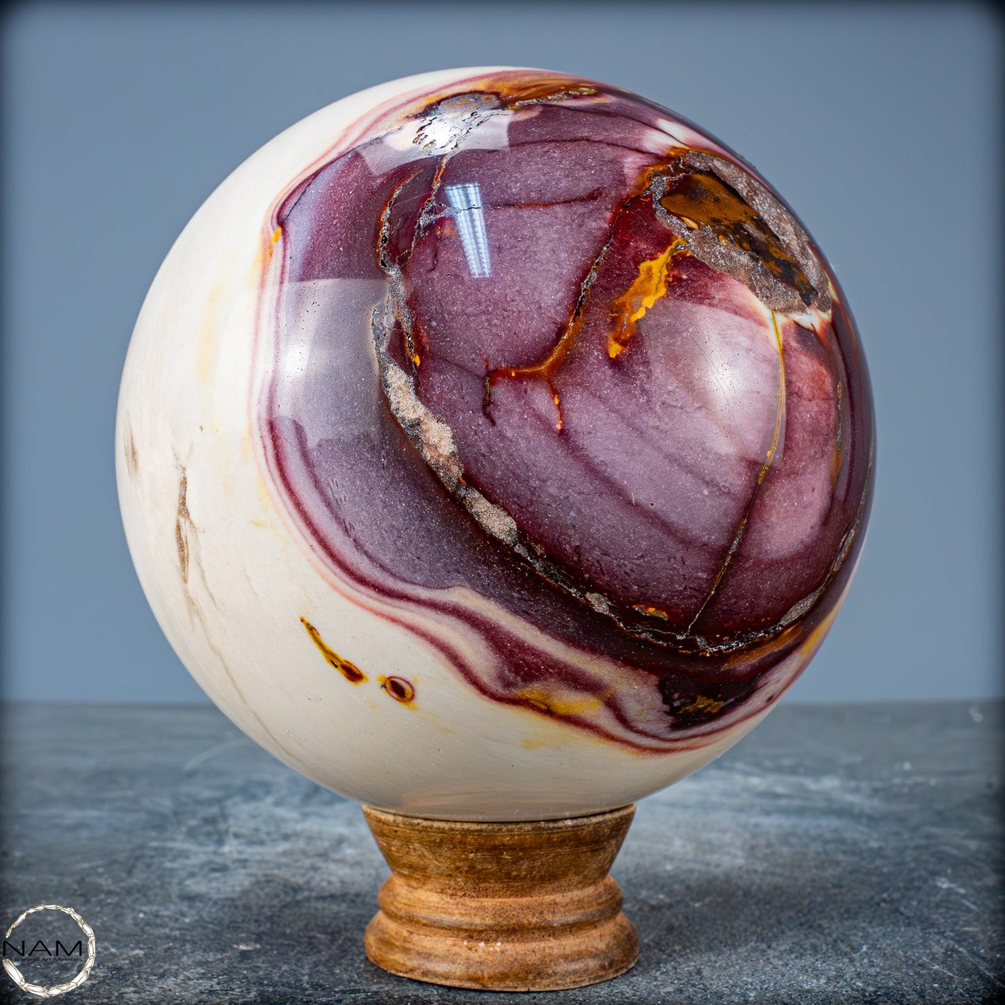 Natürliche Mookait Kugel aus Australien - 2051,15g