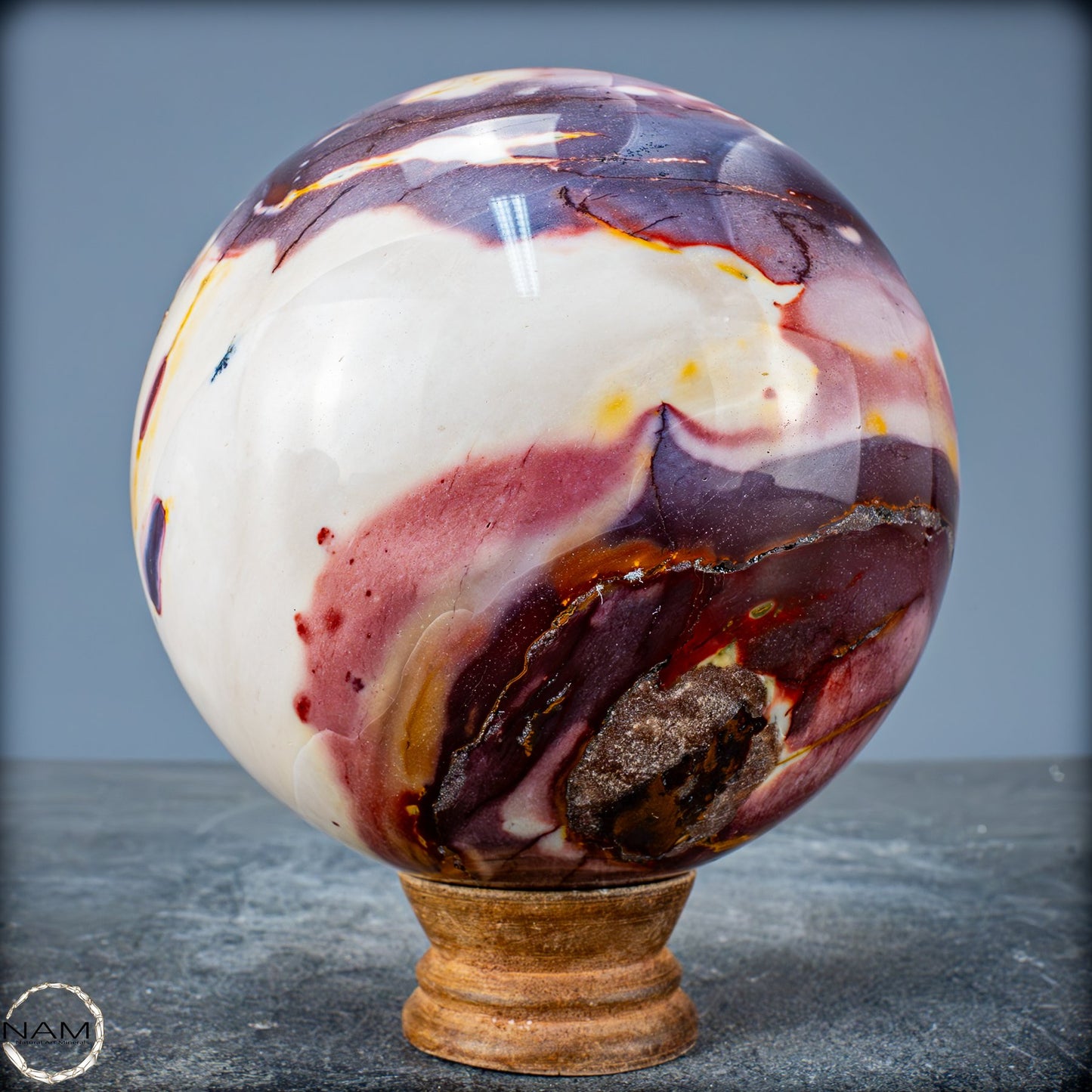 Natürliche Mookait Kugel aus Australien - 2051,15g