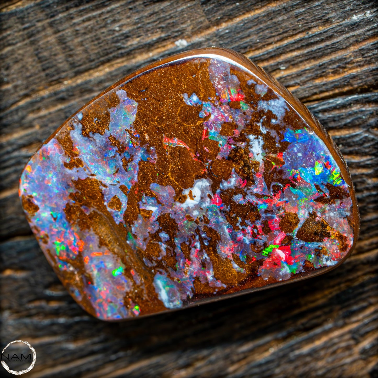 Natürlicher Boulder Opal aus Australien Edelsteinqualität Poliert - 4,973g