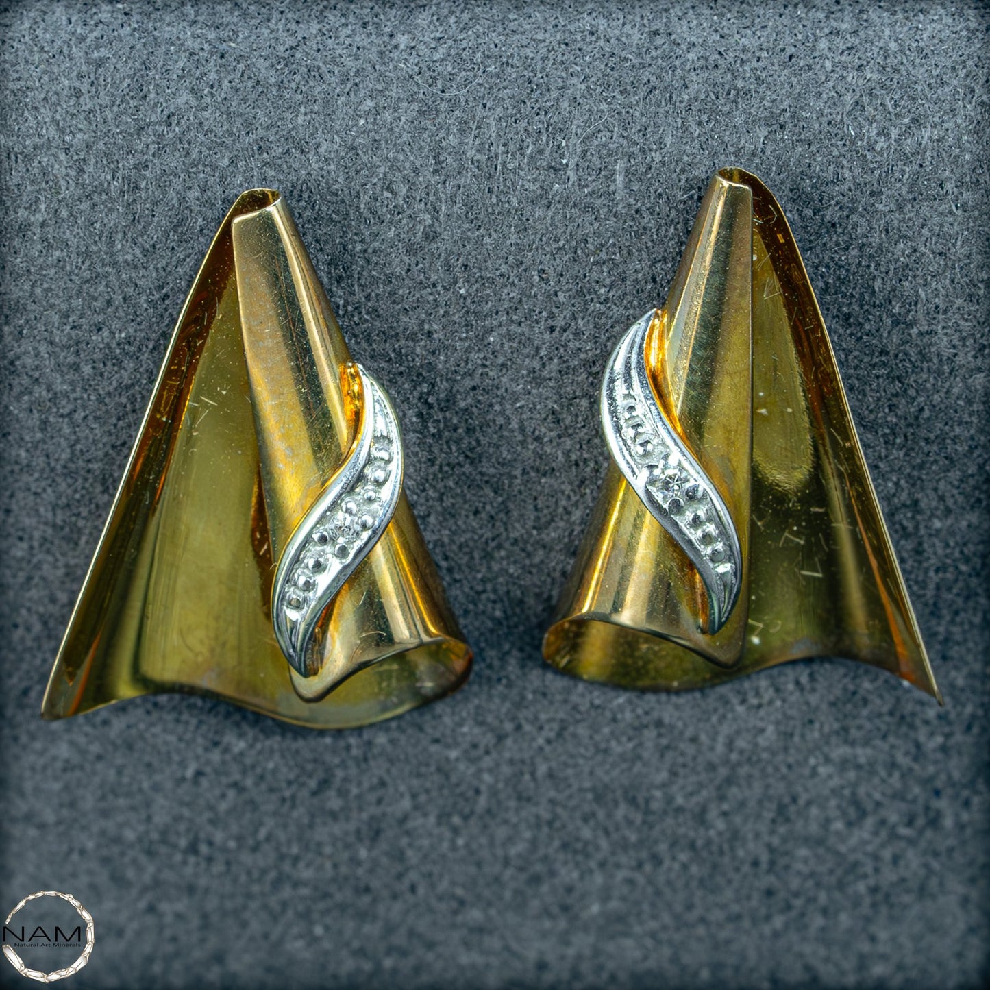 Goldene Eleganz – Moderne Ohrringe mit funkelnden Diamanten 333erGold 19,15ct