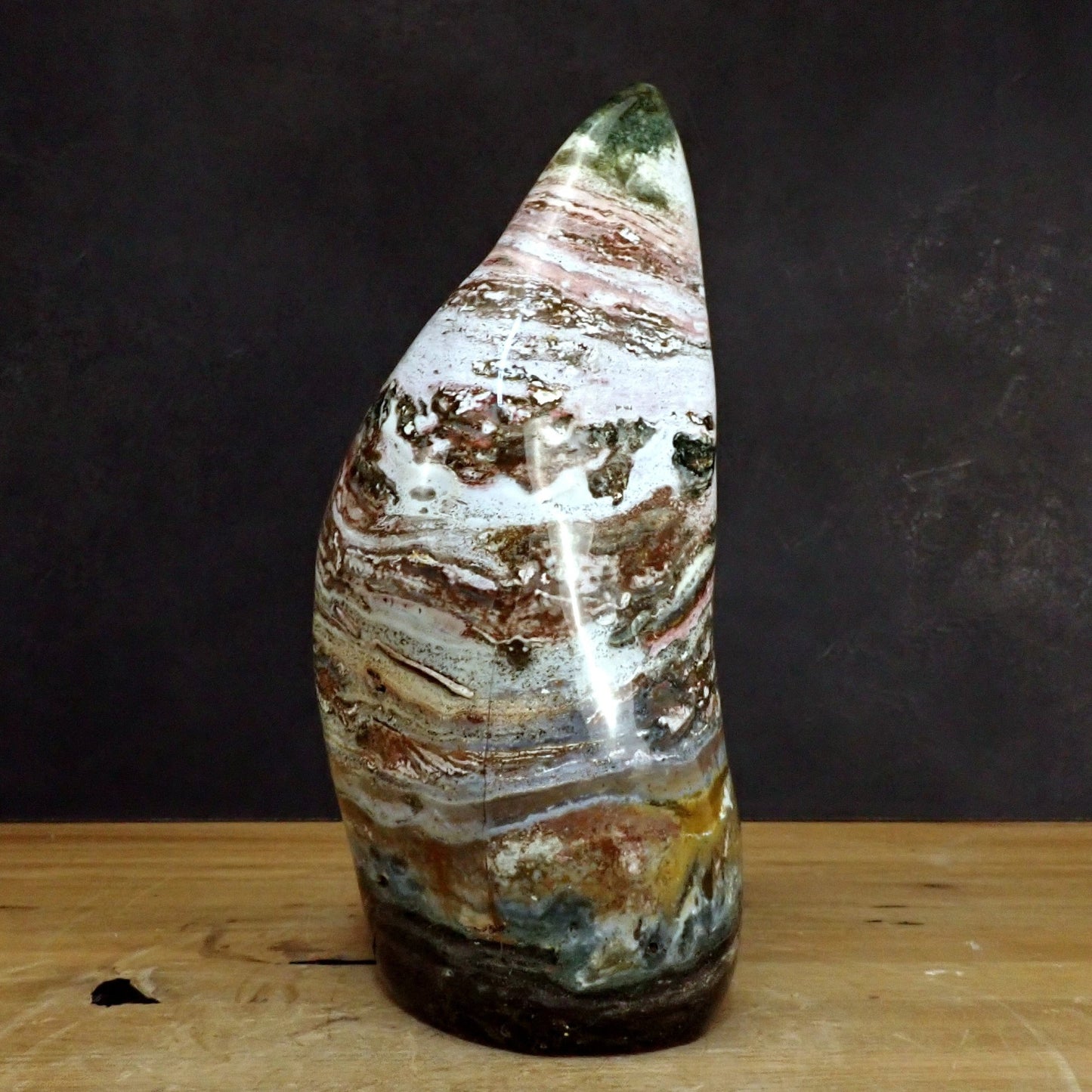 Große Jaspis Freiform - 8500,13g - 340x155x130mm
