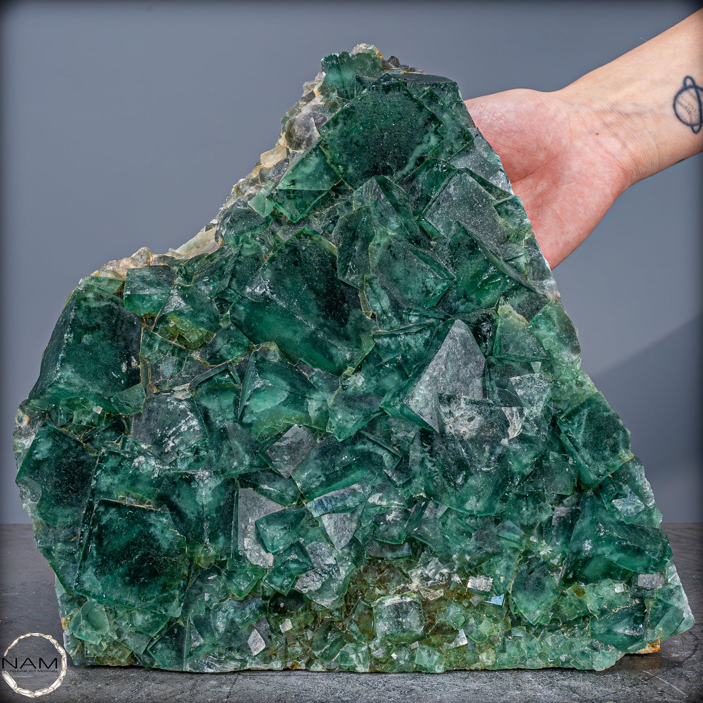 Natürliche Grüner Fluorit Kristalle auf Matrix - 8703,47g