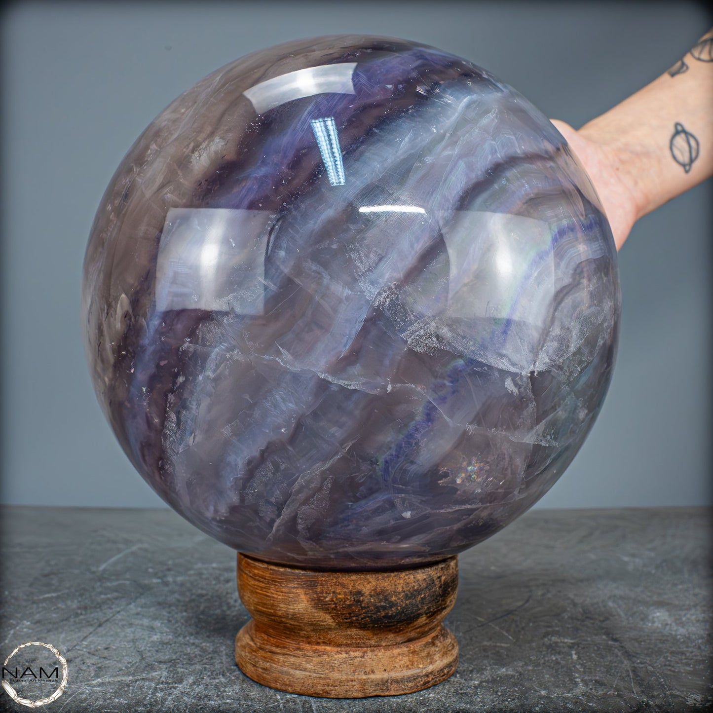 Natürliche Regenbogen-Fluorit Kristallkugel, China - 8886,54g - 185mm