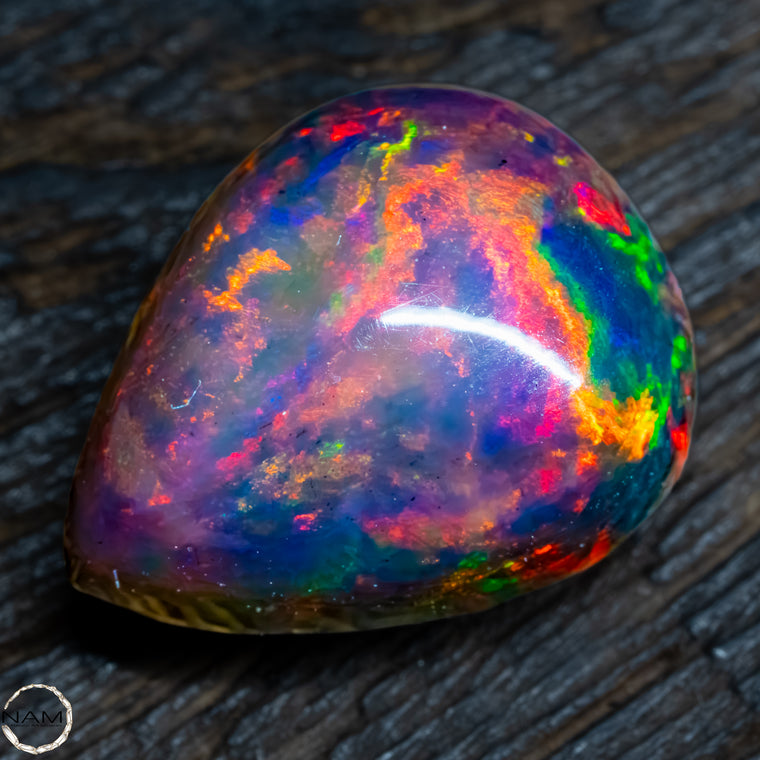 Großer Schwarzer Opal Cabochon - 1,34g -6,7Ct