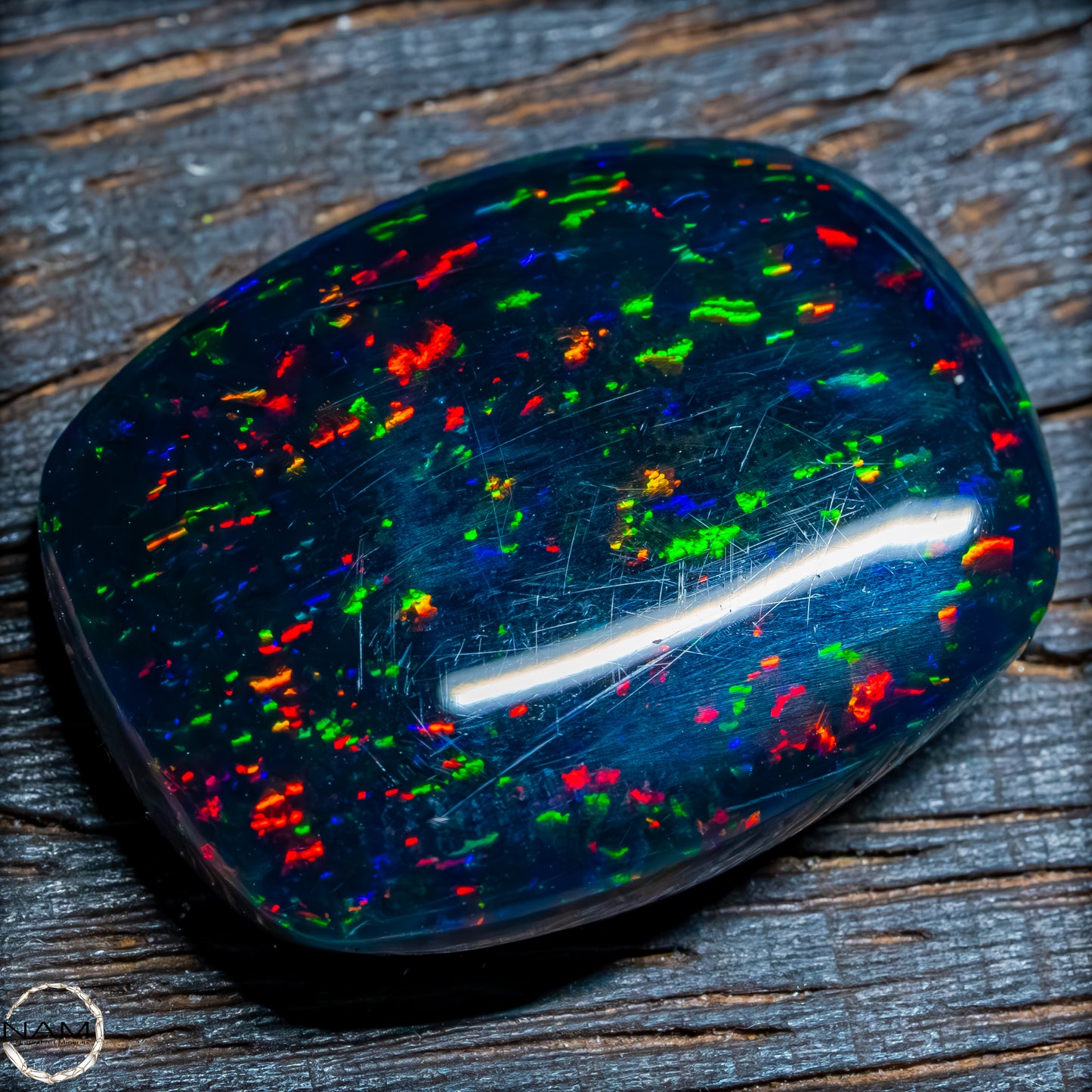 Großer AAA+ Schwarzer Opal Cabochon - 4,76g / 23,8 ct