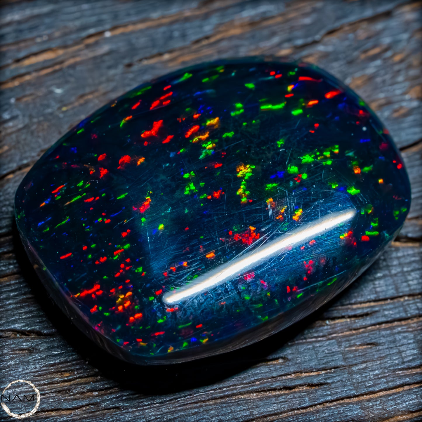 Großer AAA+ Schwarzer Opal Cabochon - 4,76g / 23,8 ct