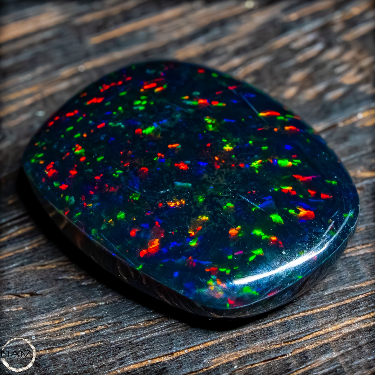 Großer AAA+ Schwarzer Opal Cabochon - 4,76g / 23,8 ct