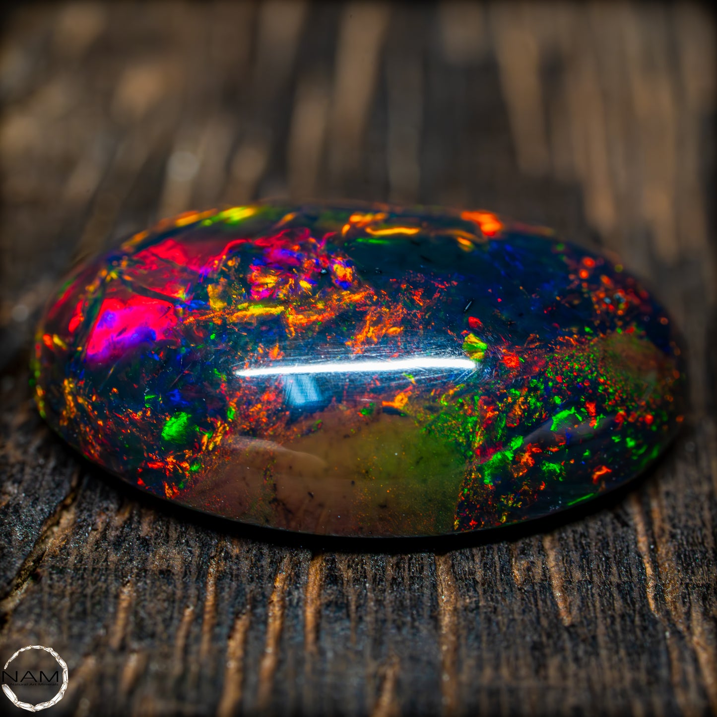 Großer AAA+ Schwarzer Opal Cabochon - 8.7 ct - 1,74g