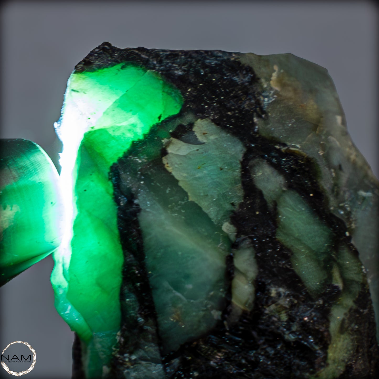 Natürliche Smaragdkristalle in Matrix aus Kolumbien - 142,43g