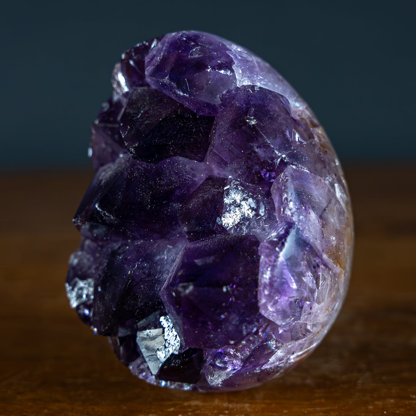 Wunderschönes Lila-Grünes Amethyst Ei Druse – 187,59g