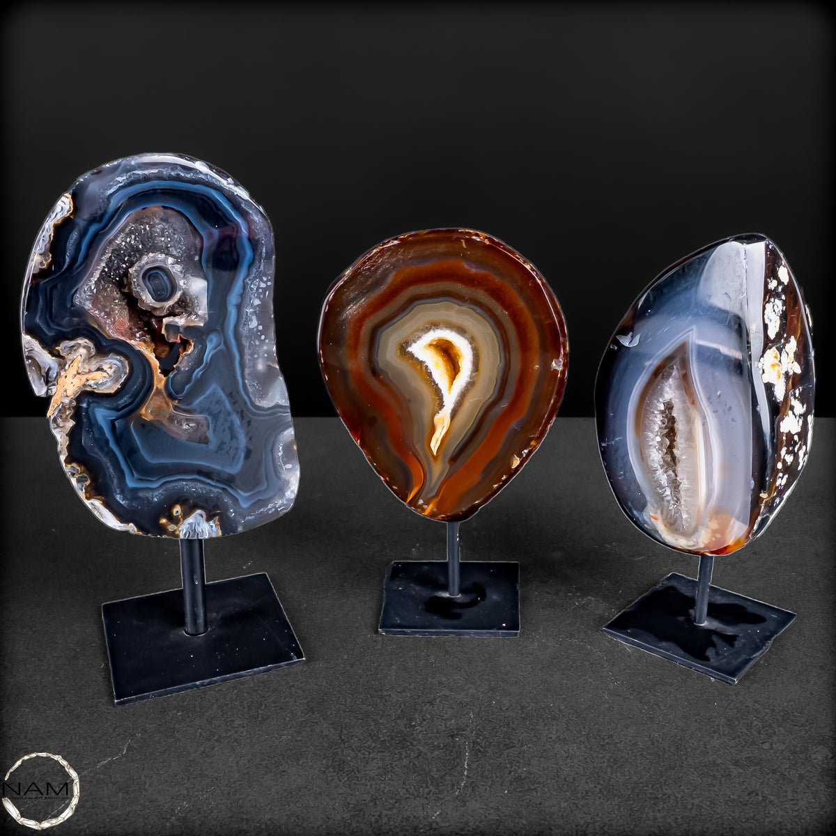 Achat-Chalcedon-Set auf Ständern - 804,18g
