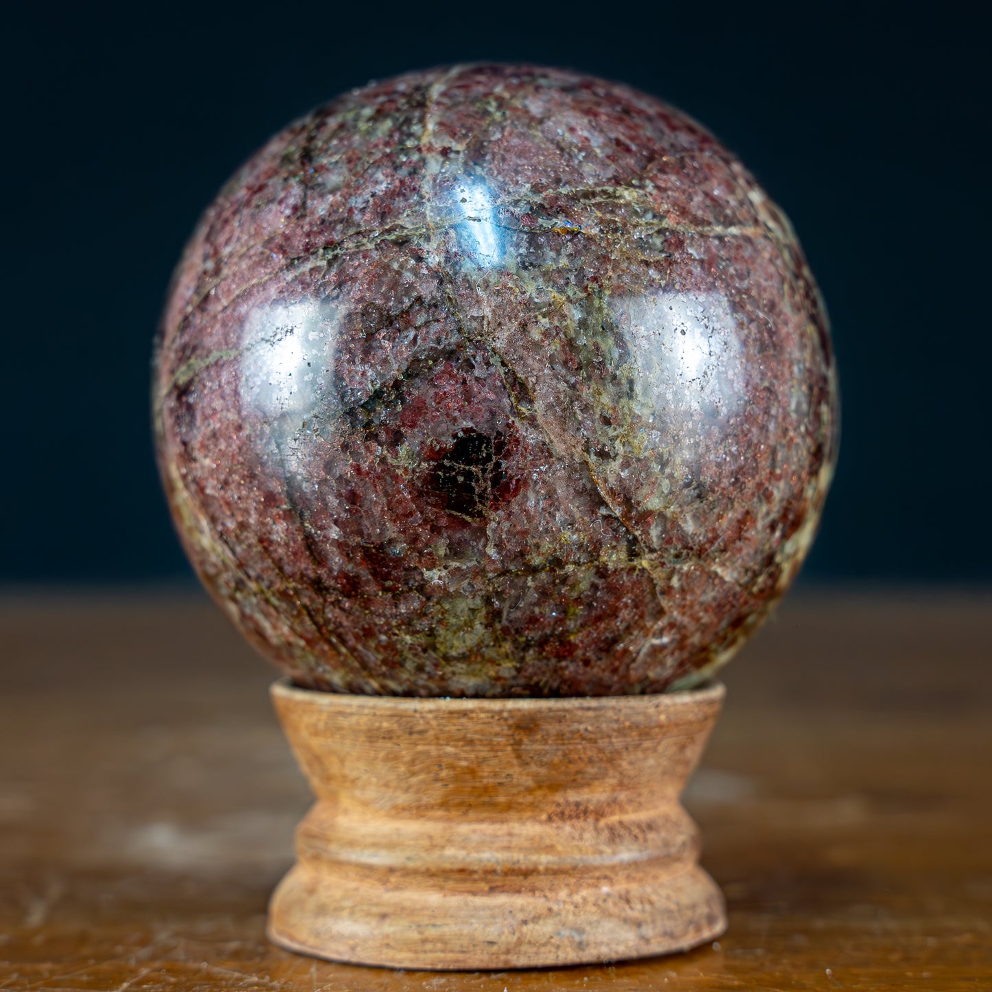 Natürliche Granat-Kristall Kugel - 504,39g - 66,5mm
