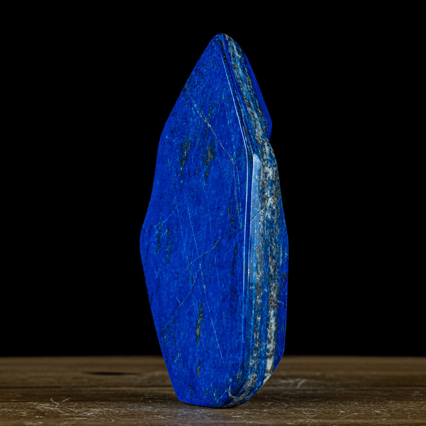 Natürliche Königsblaue Lapislazuli Freiform - 709,79g - 170x82x27mm