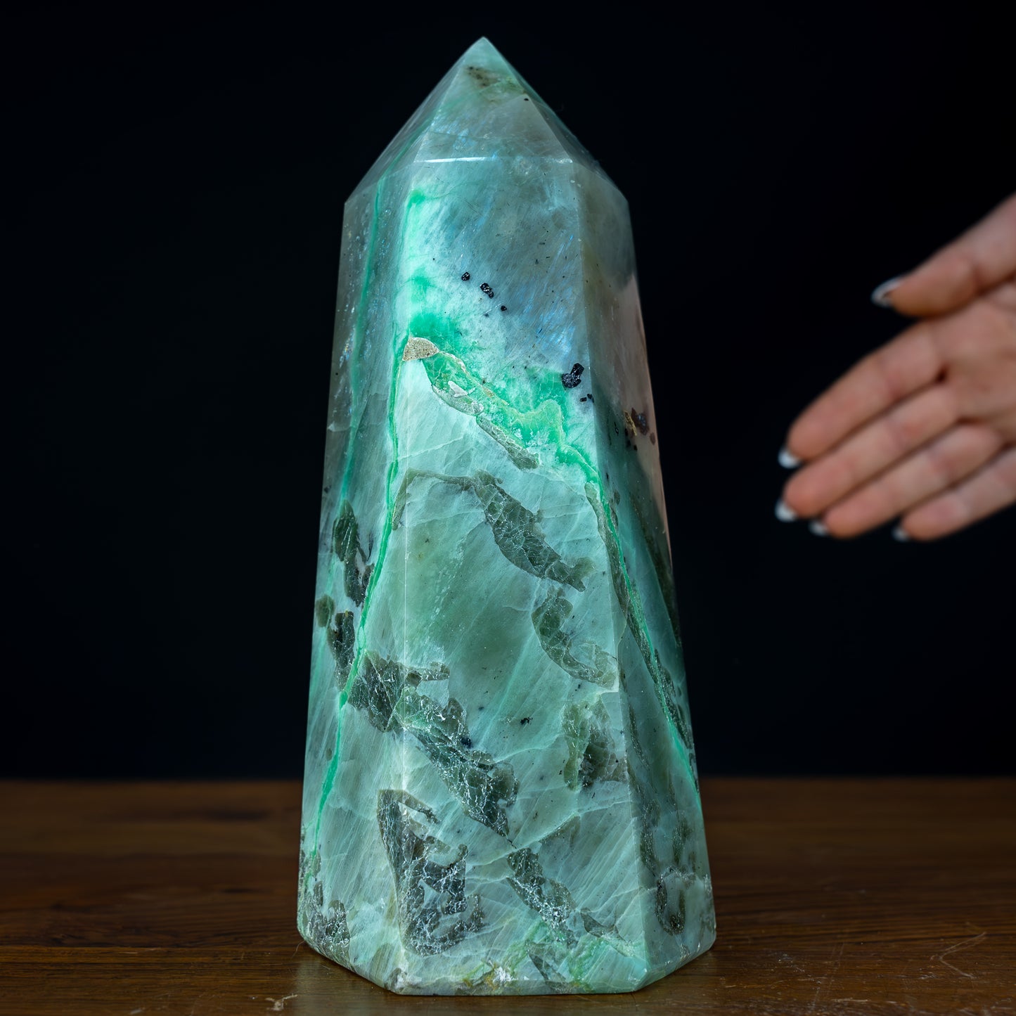 Natürlicher Garnierit Kristall (Grüner Mondstein) Obelisk - 1410,63g