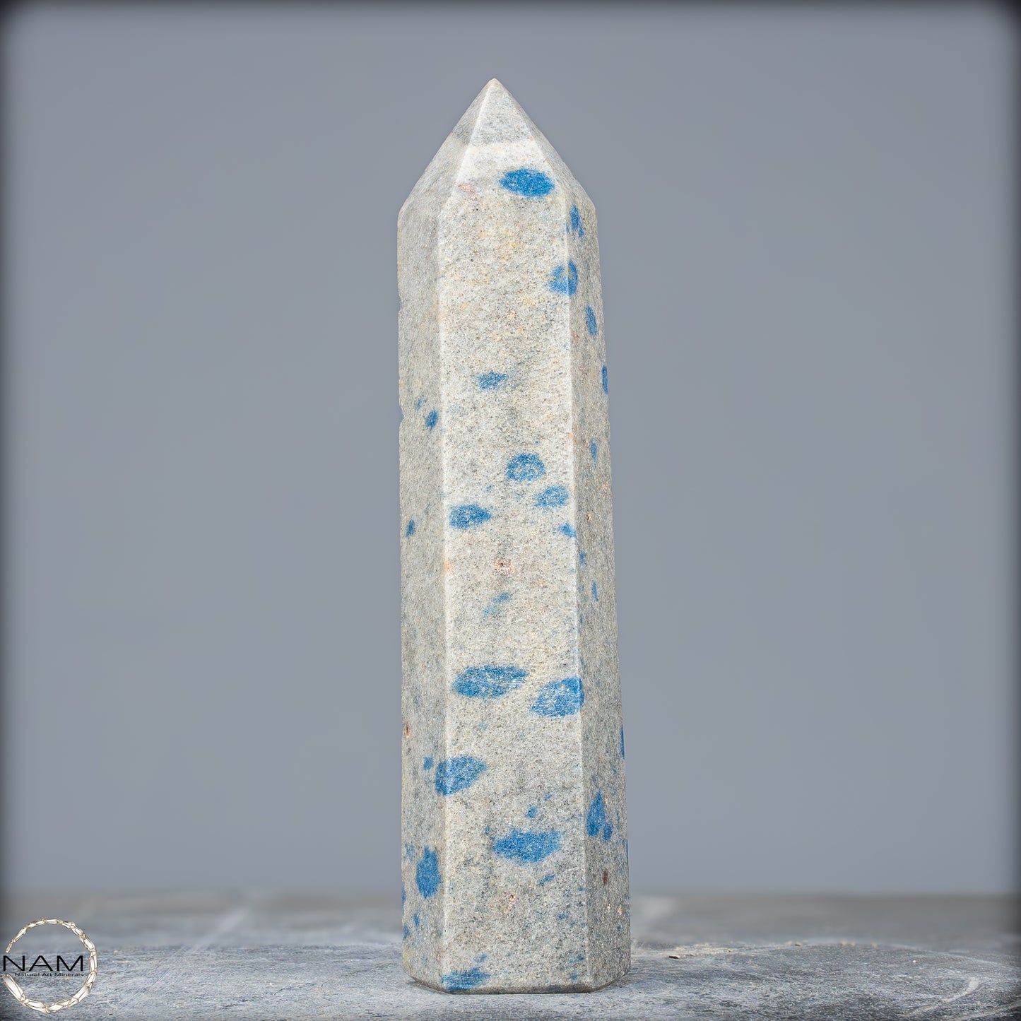 Natürlicher K2 Obelisk aus Madagaskar - 745,66g