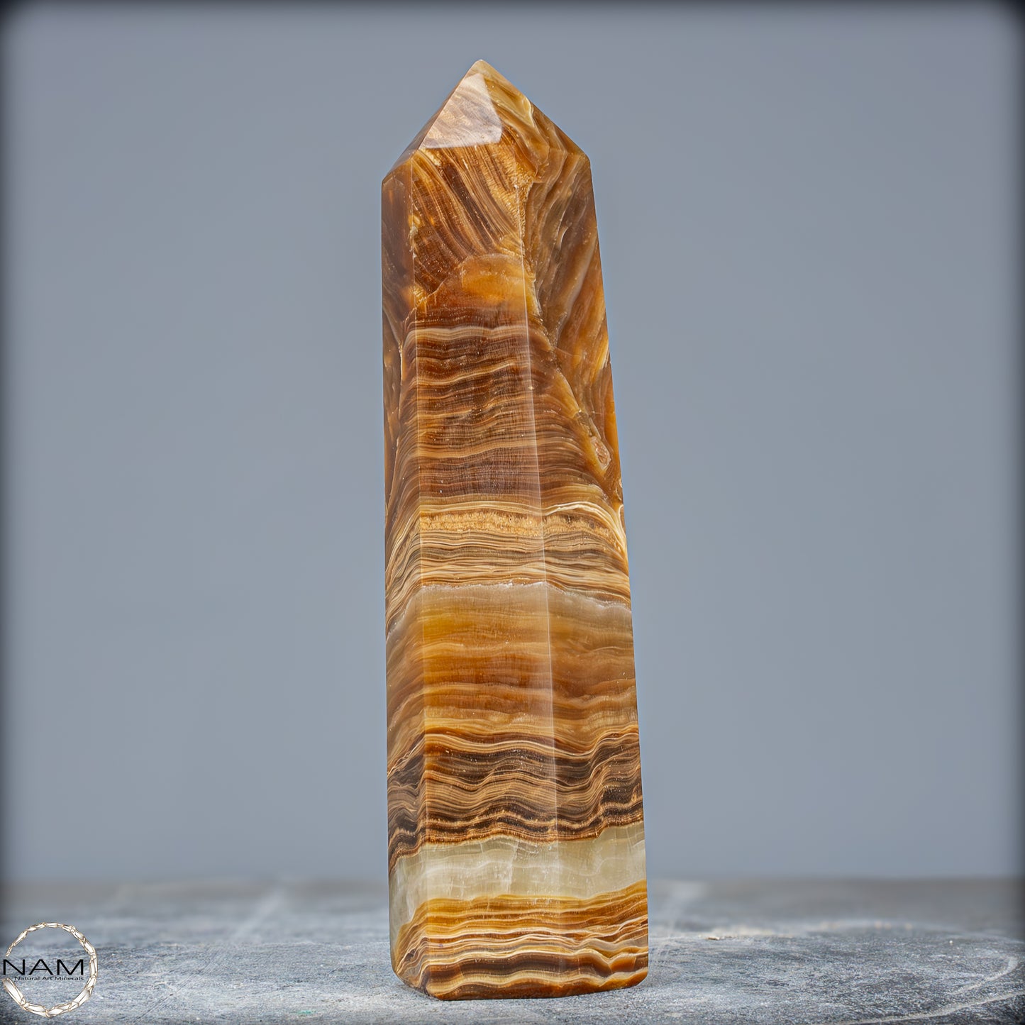 Natürlicher Aragonit Obelisk - 704,38g