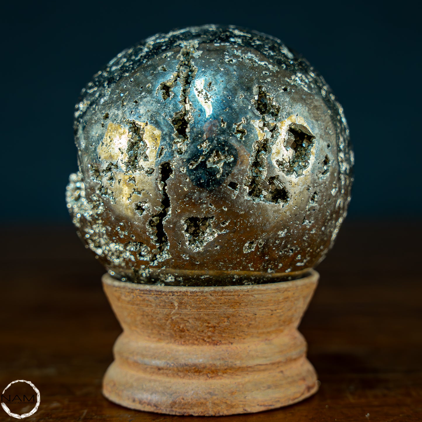 Natürliche Dekorative Pyrit-Kristall Kugel / Druse - 420,93g - 56mm