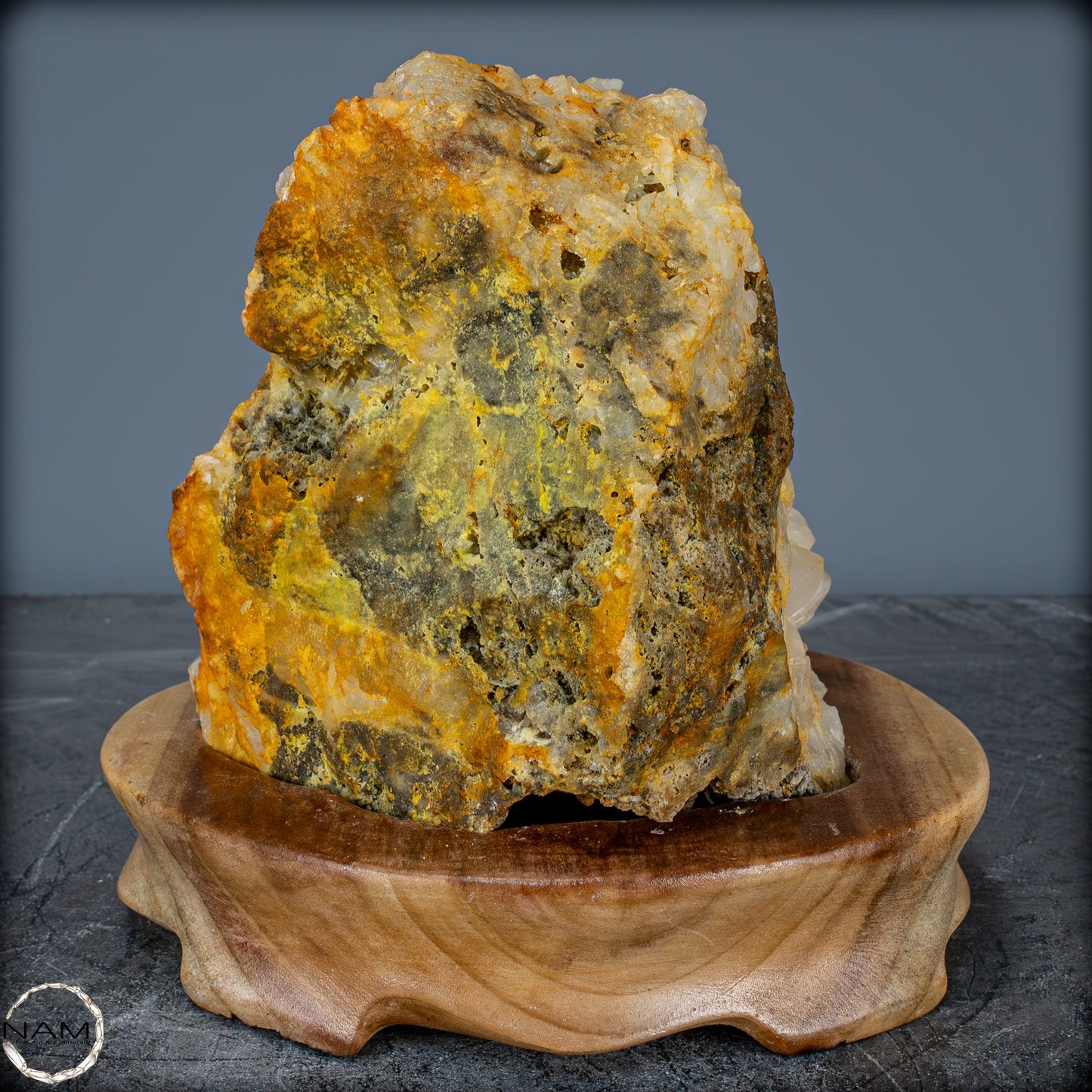 Natürliches Quarz-Kristallcluster auf Ständer aus Indonesien - 2308,65g
