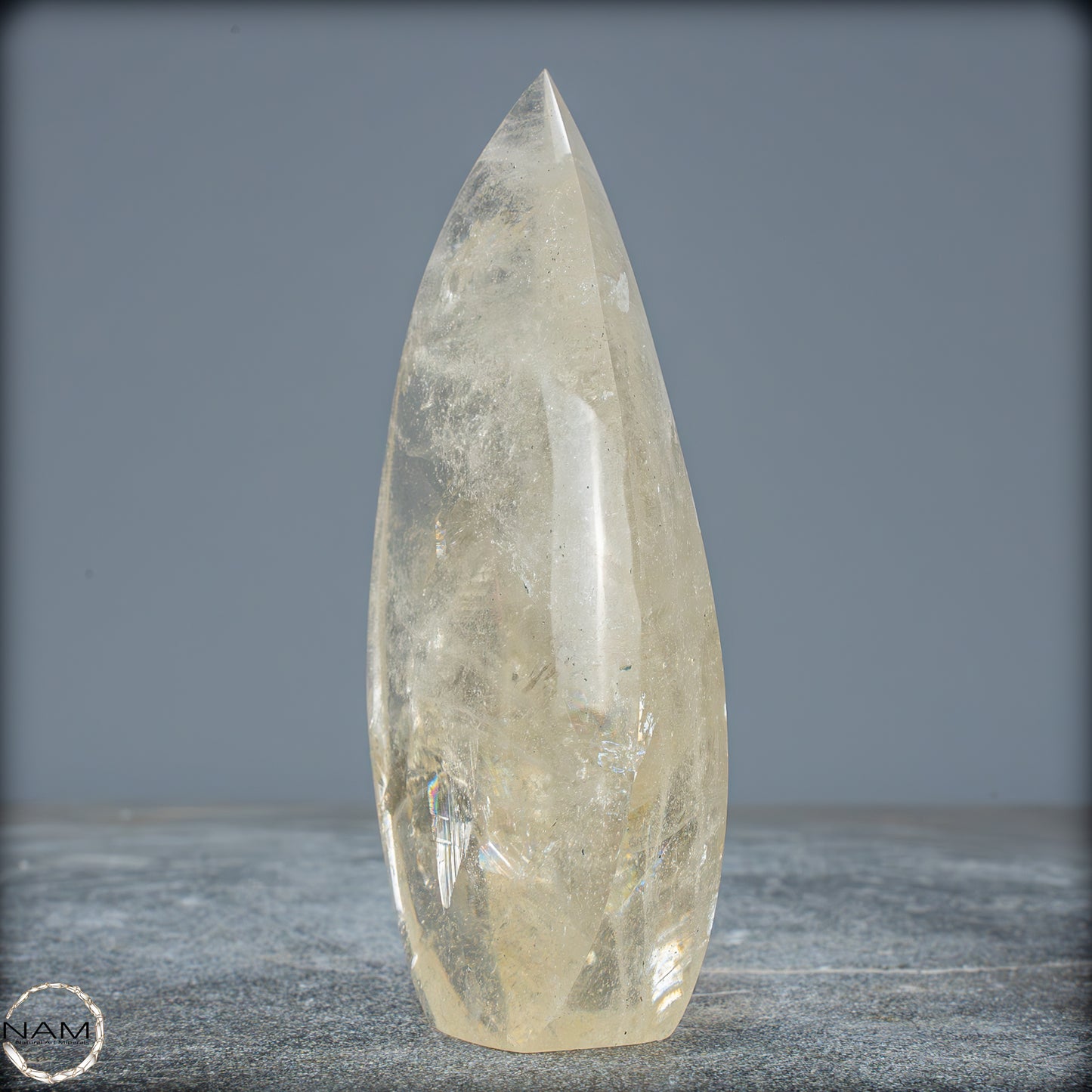 Natürlicher Quarz-Kristall Flamme, Brasilien - 331,15g