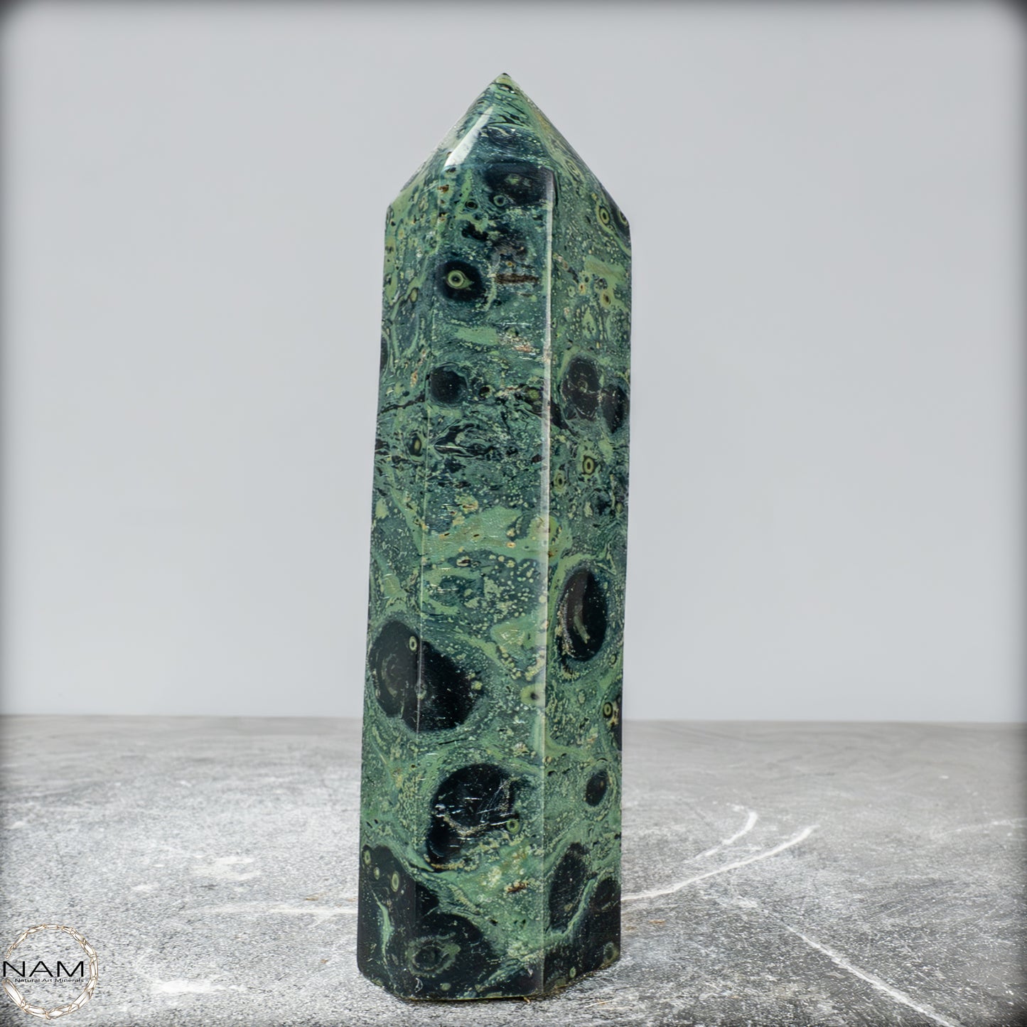 Natürlicher Kambaba-Jaspis Obelisk - 540,72g