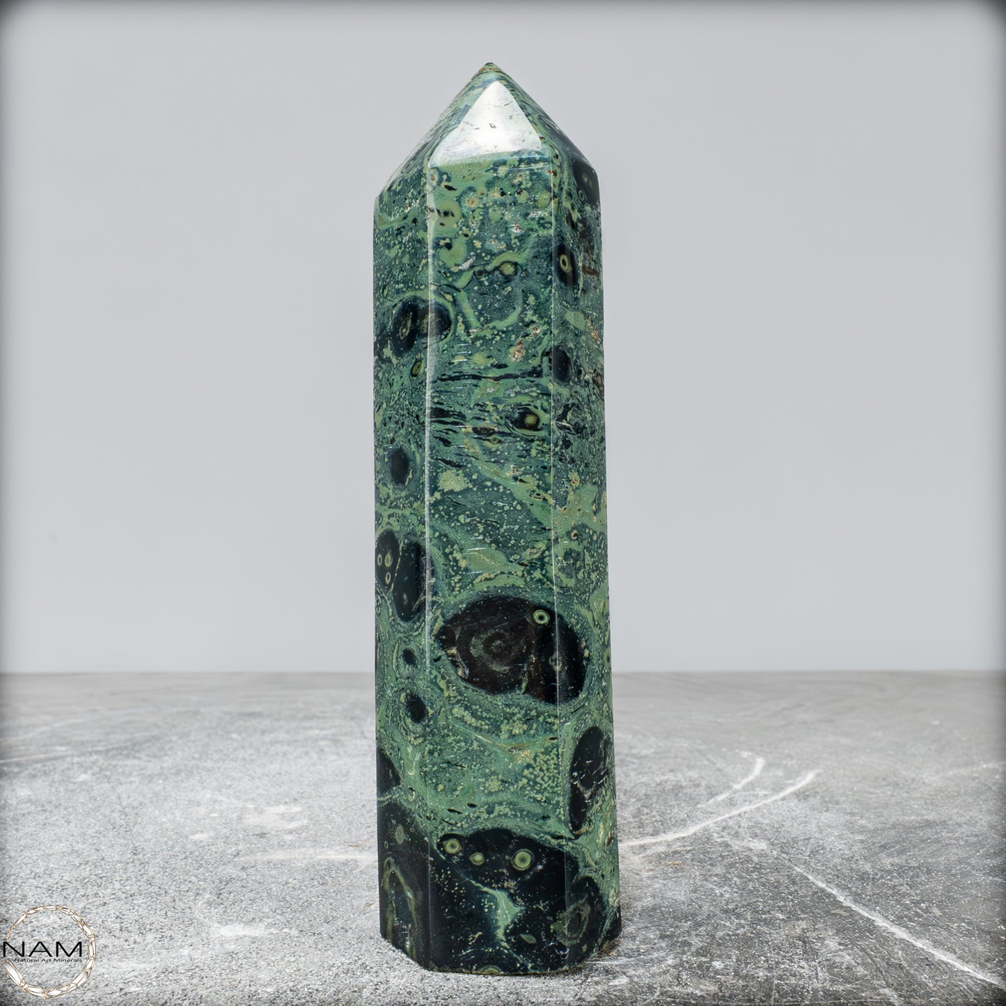 Natürlicher Kambaba-Jaspis Obelisk - 540,72g