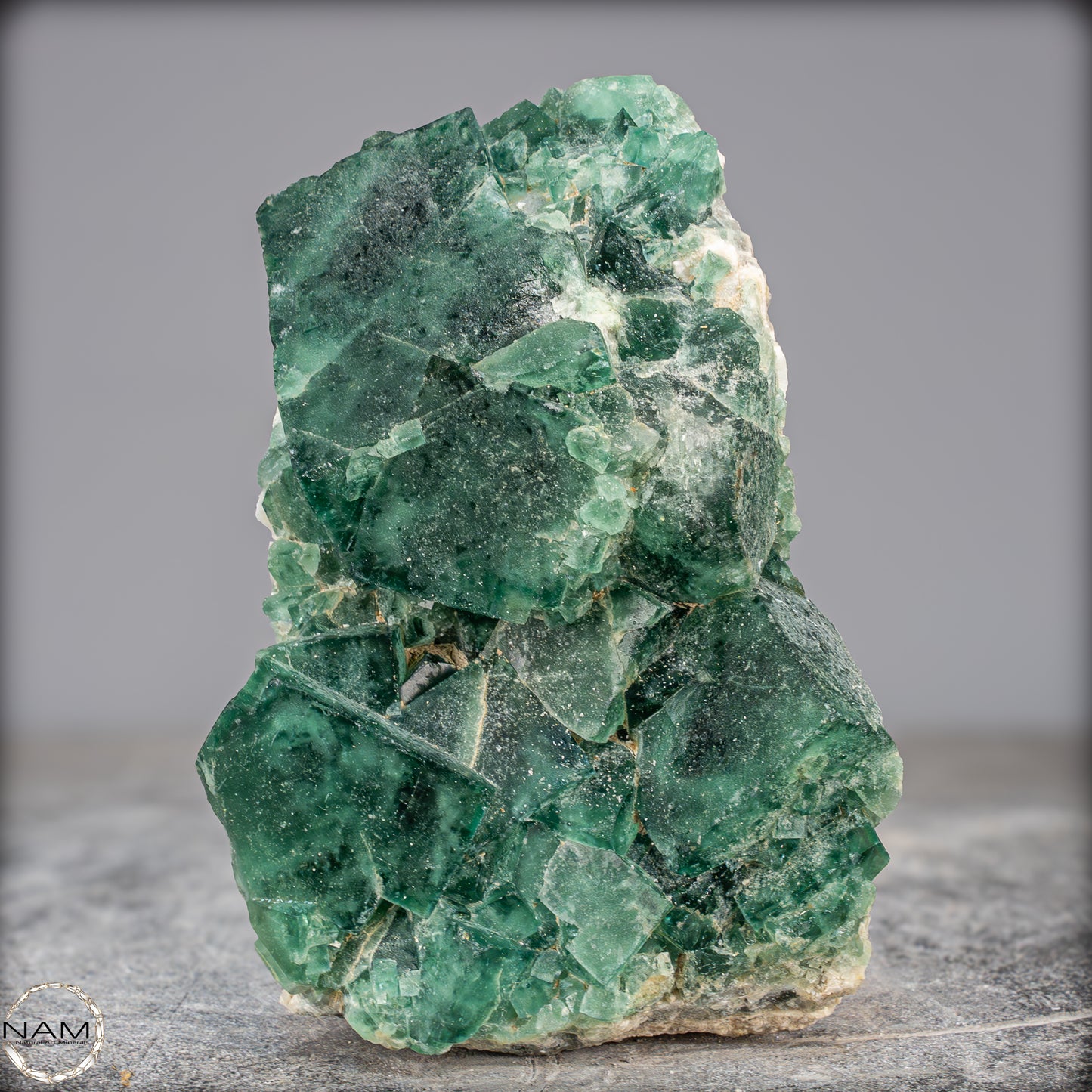 Natürliche Grüne Fluorit Kristalle auf Matrix - 1140,44g