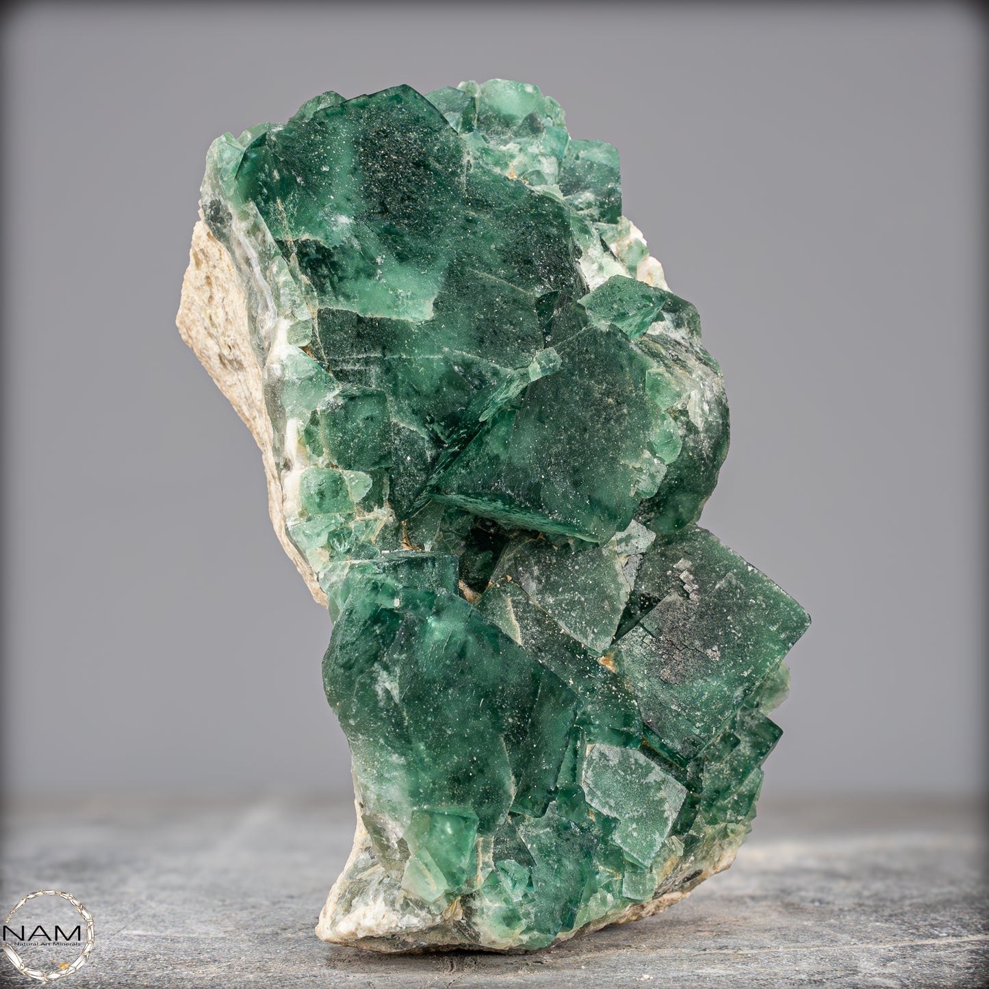 Natürliche Grüne Fluorit Kristalle auf Matrix - 1140,44g