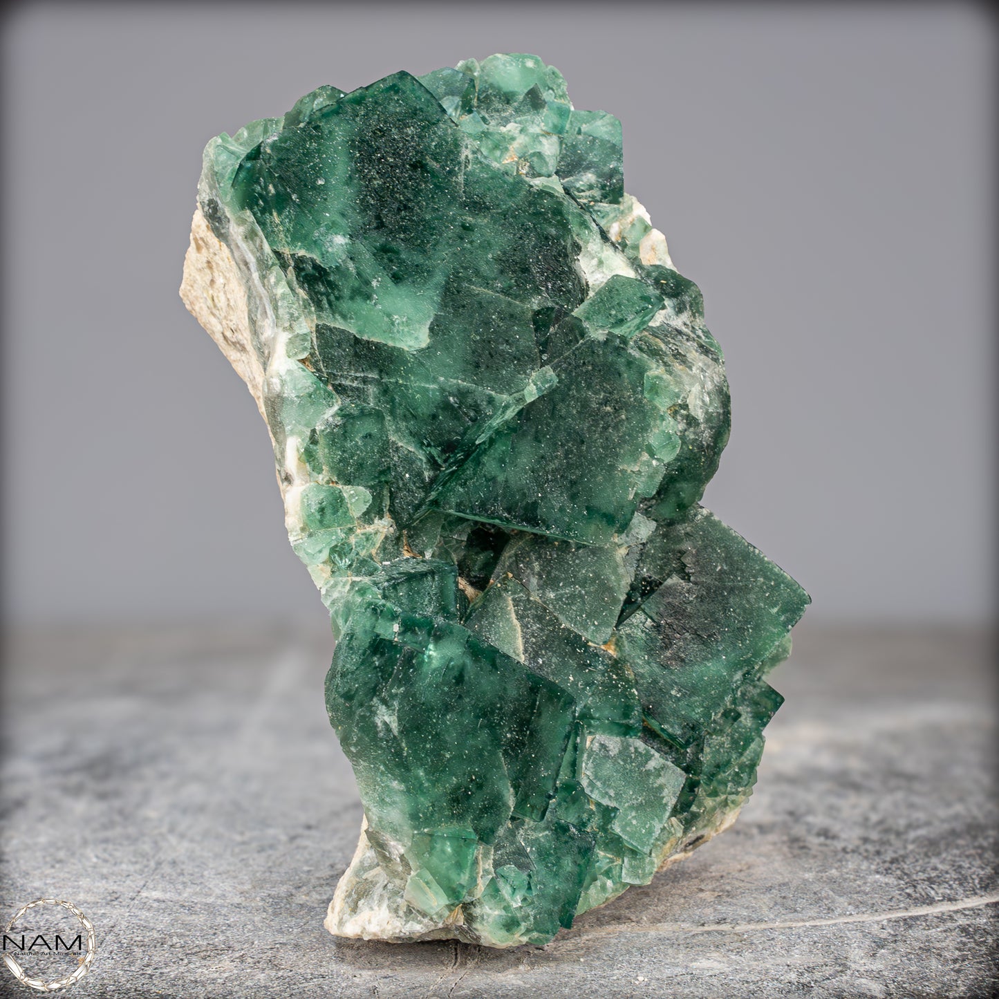 Natürliche Grüne Fluorit Kristalle auf Matrix - 1140,44g