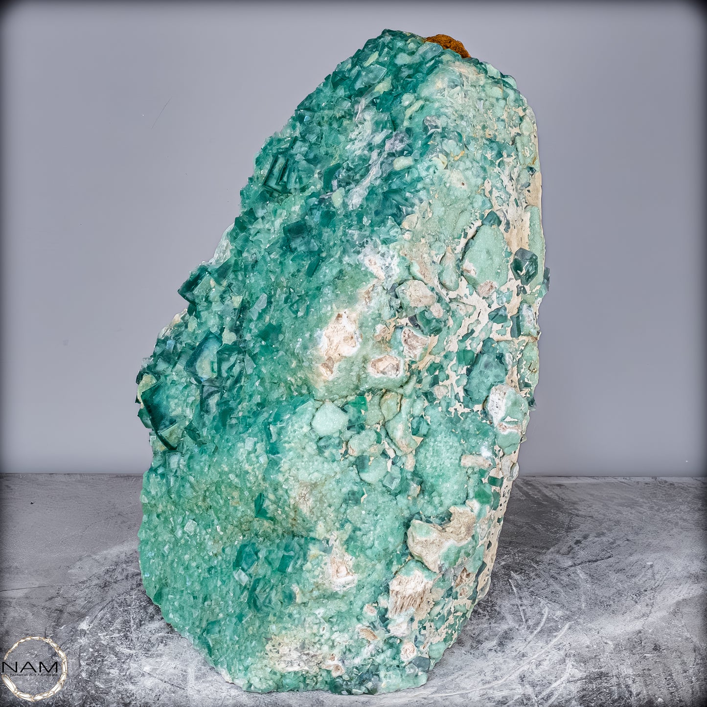 Natürliche Grüner Fluorit Kristalle auf Matrix - 24752,62g