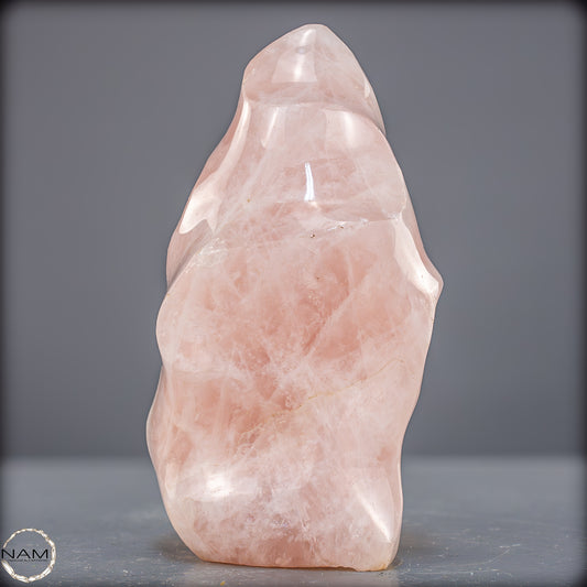 Natürliche Rosenquarz-Kristall Flamme aus Brasilien - 976,25g