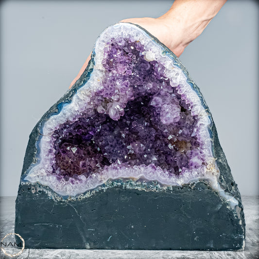 Natürliche Intensive Amethyst-Achat-Kristall Kathedrale/Druse - 17801,77g