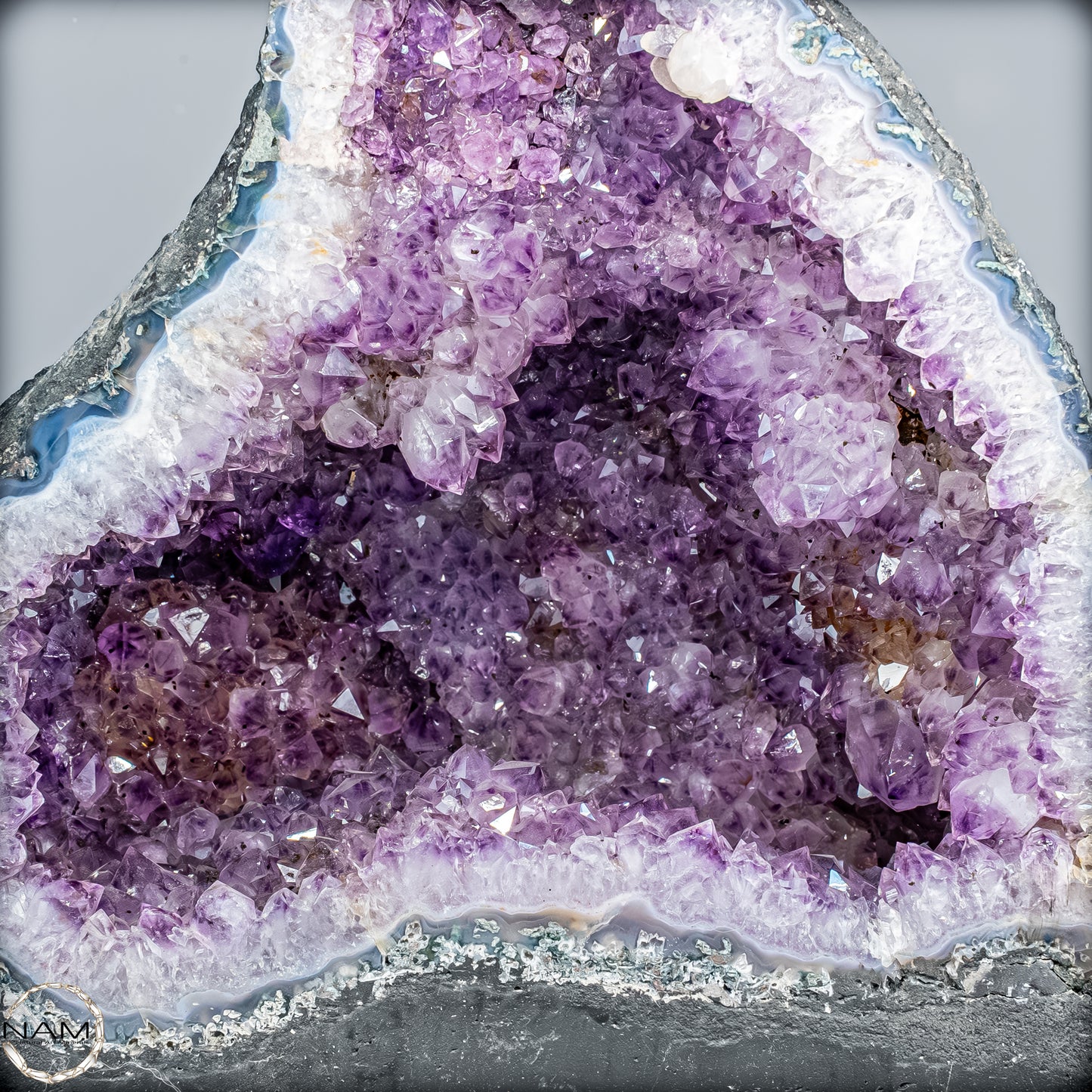 Natürliche Intensive Amethyst-Achat-Kristall Kathedrale/Druse - 17801,77g