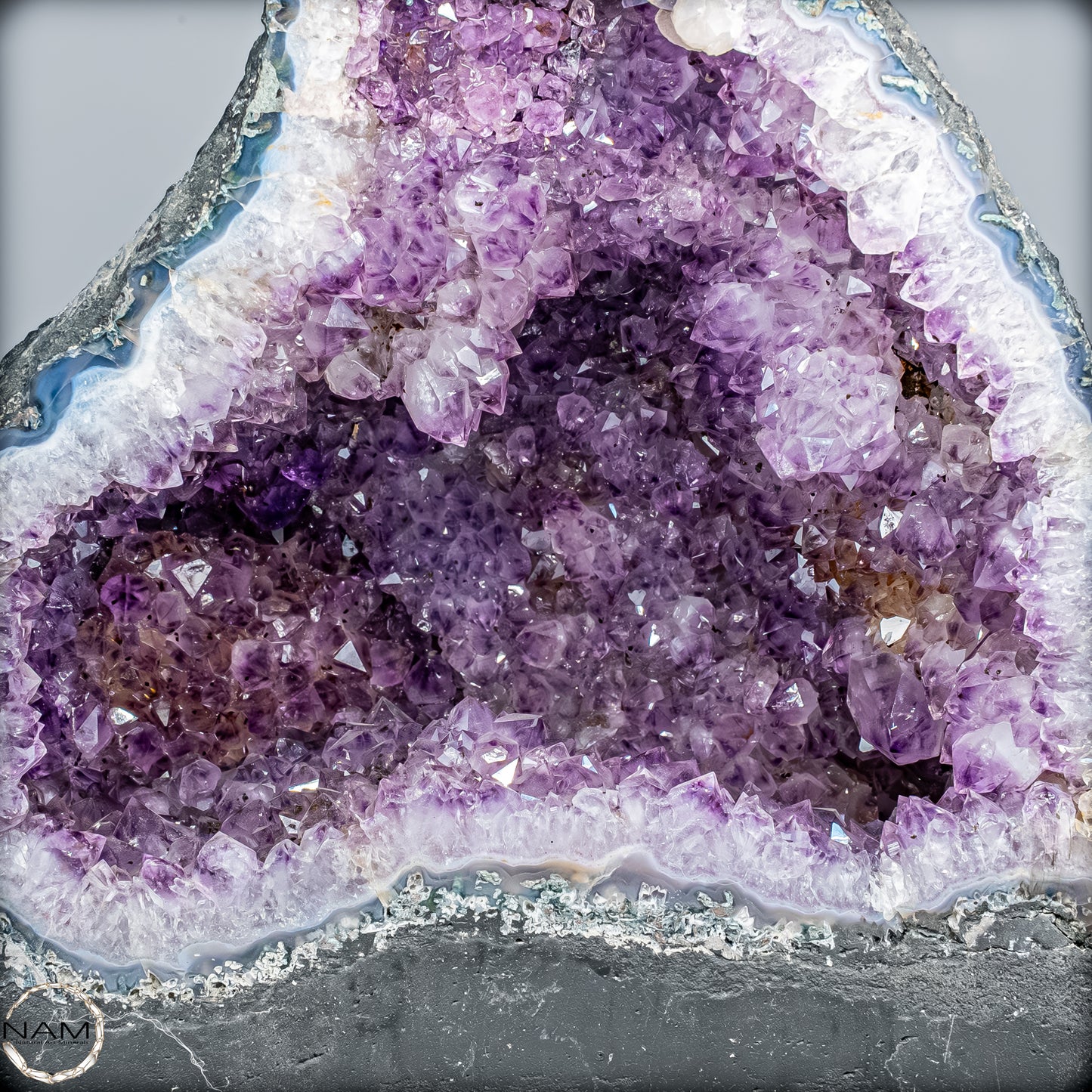 Natürliche Intensive Amethyst-Achat-Kristall Kathedrale/Druse - 17801,77g
