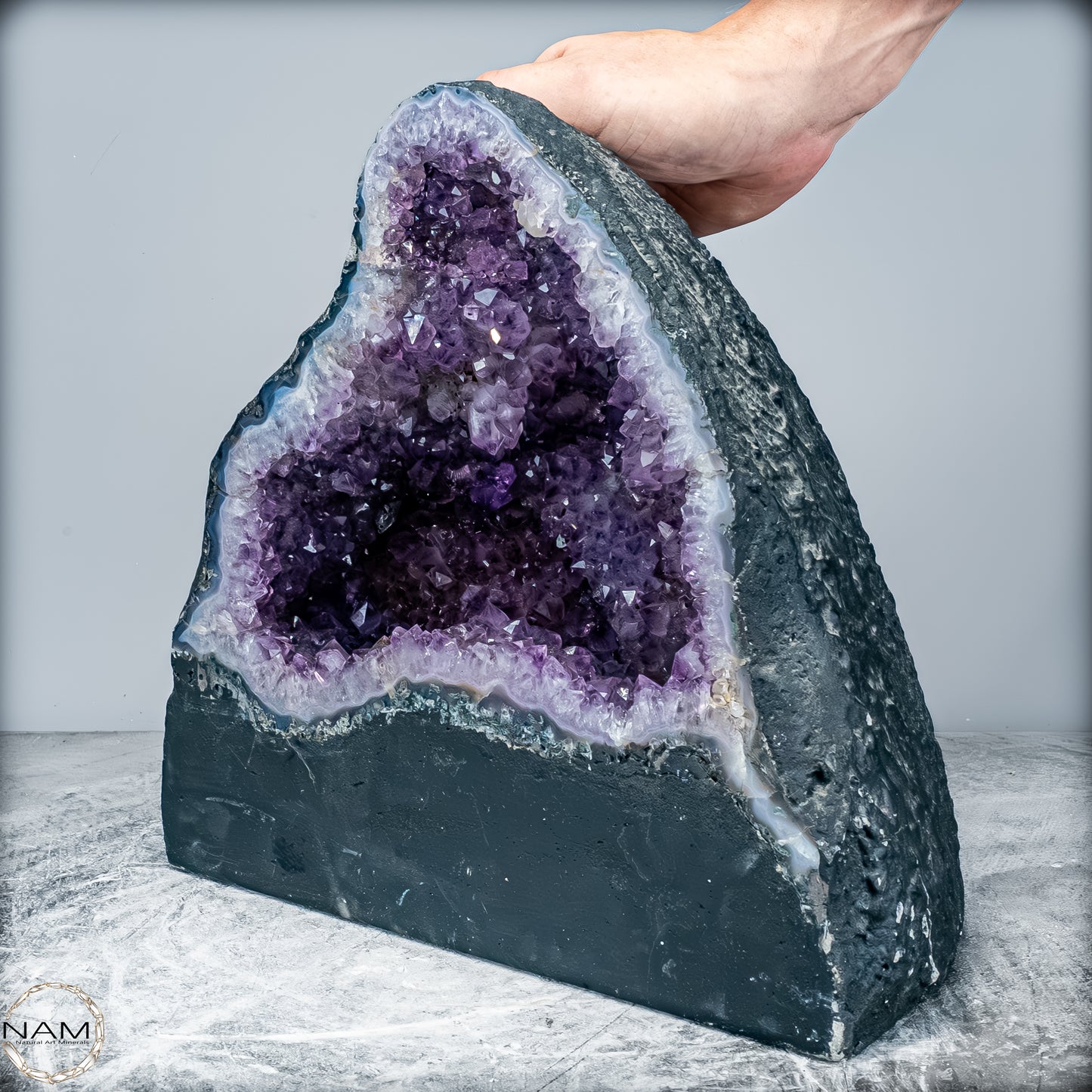 Natürliche Intensive Amethyst-Achat-Kristall Kathedrale/Druse - 17801,77g