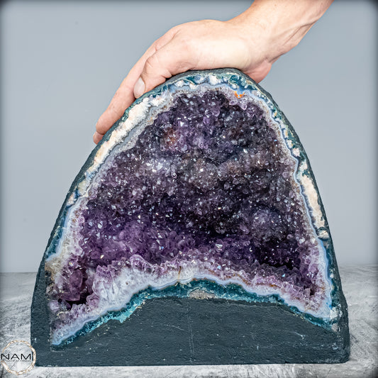 Natürliche Intensive Amethyst-Achat-Kristall Kathedrale/Druse - 19109,31g