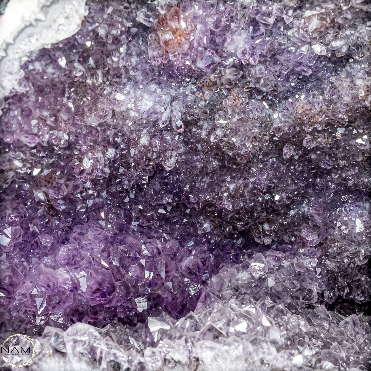 Natürliche Intensive Amethyst-Achat-Kristall Kathedrale/Druse - 19109,31g