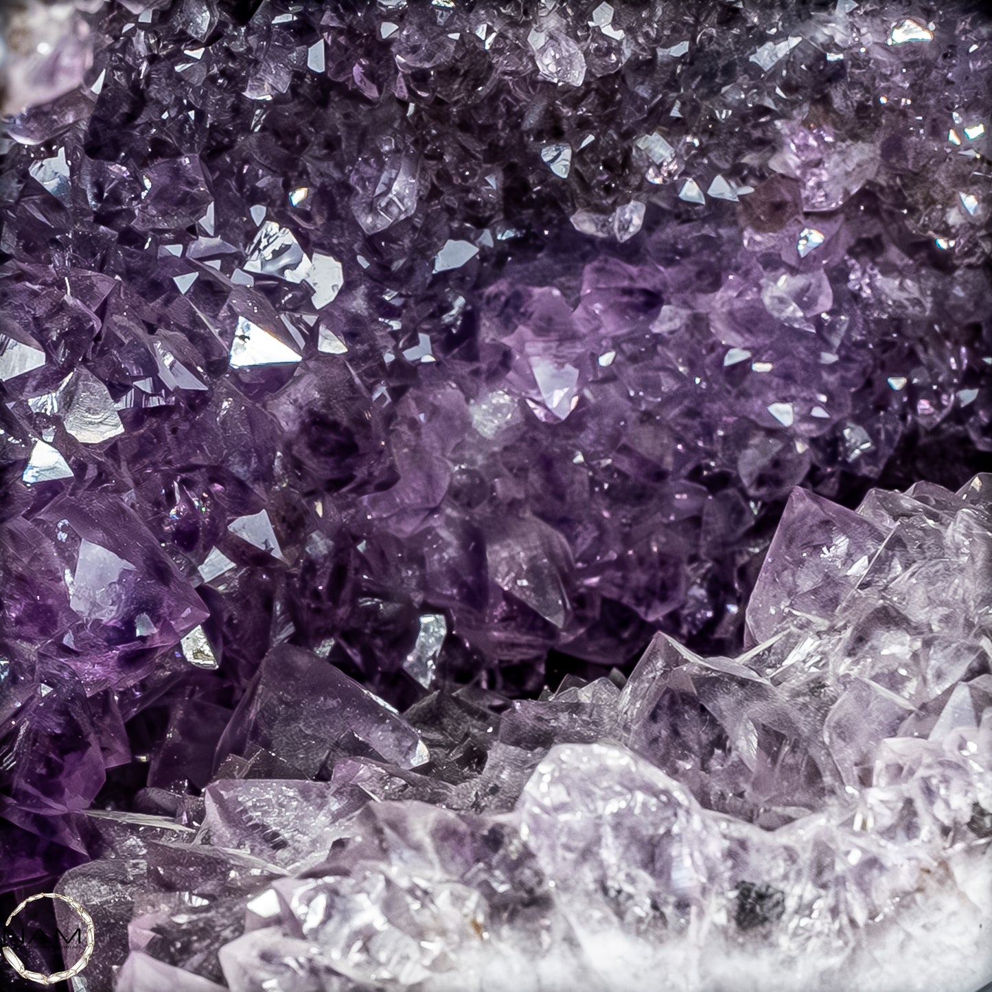 Natürliche Intensive Amethyst-Achat-Kristall Kathedrale/Druse - 19109,31g