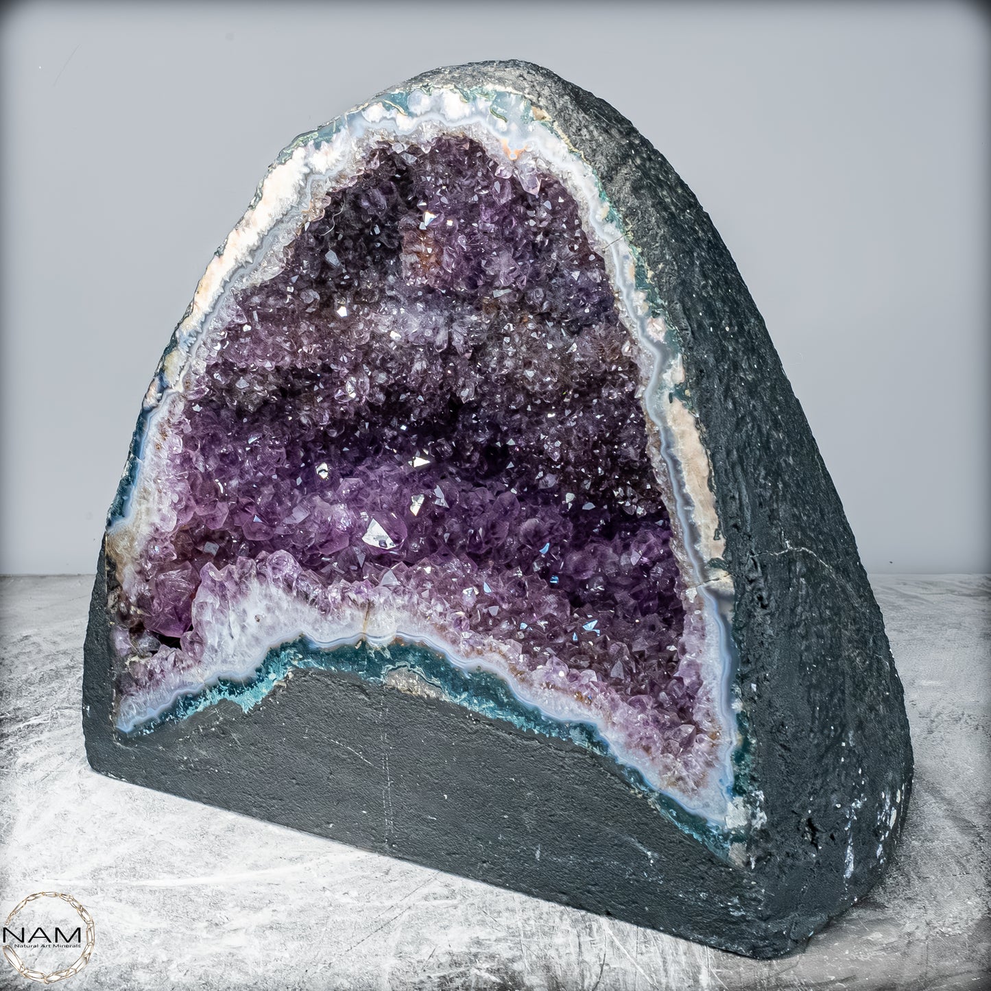 Natürliche Intensive Amethyst-Achat-Kristall Kathedrale/Druse - 19109,31g