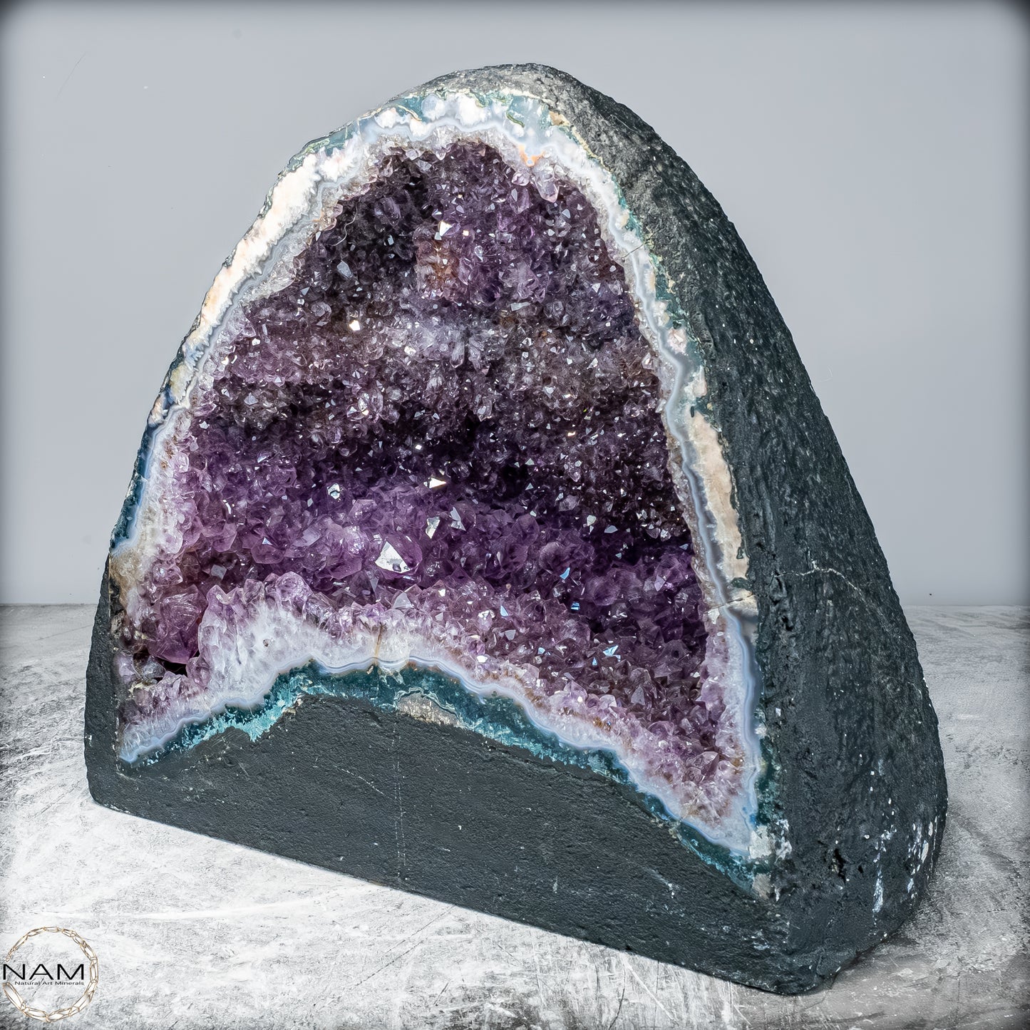 Natürliche Intensive Amethyst-Achat-Kristall Kathedrale/Druse - 19109,31g