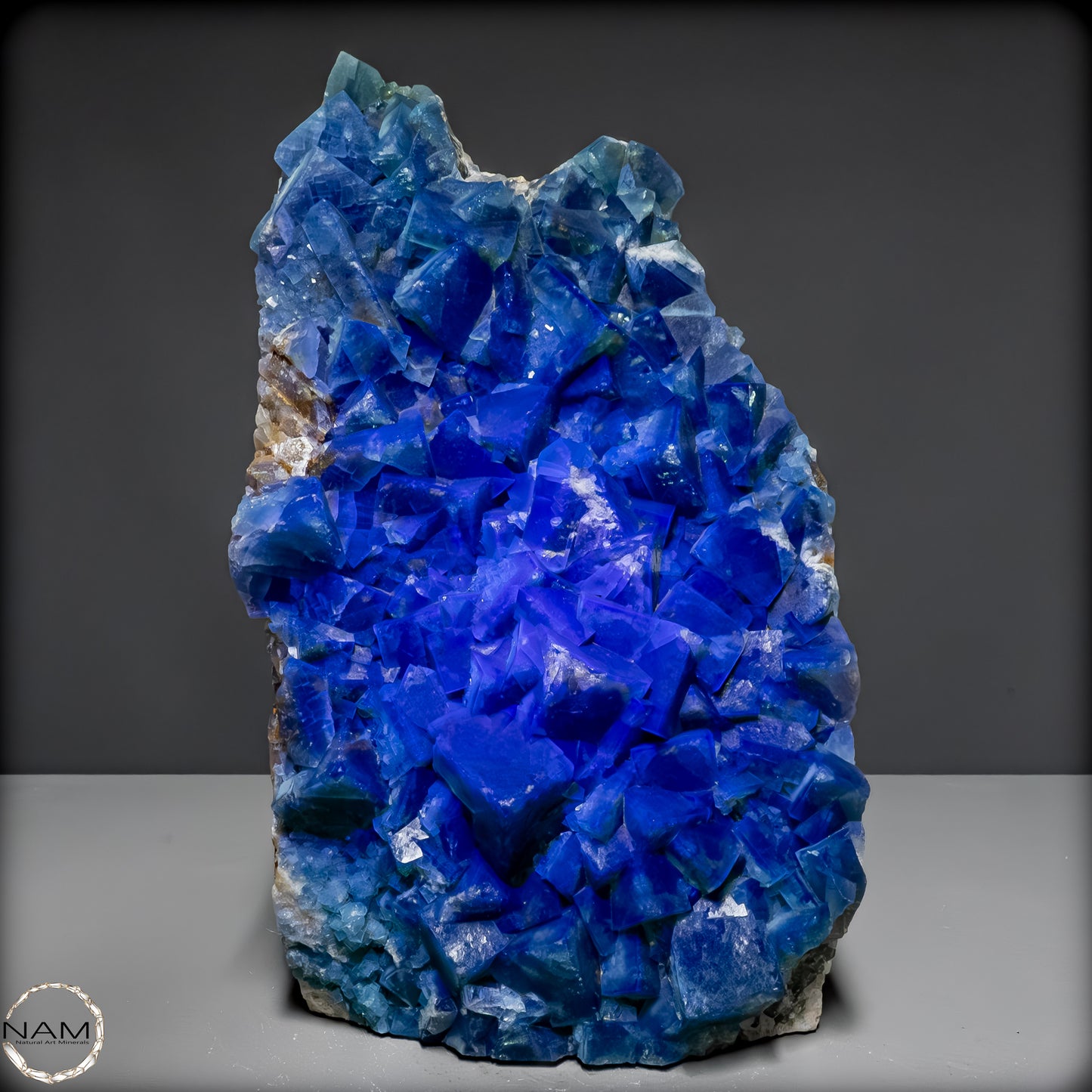 Natürliche Grüner Fluorit Kristalle auf Matrix - 14445,86 g