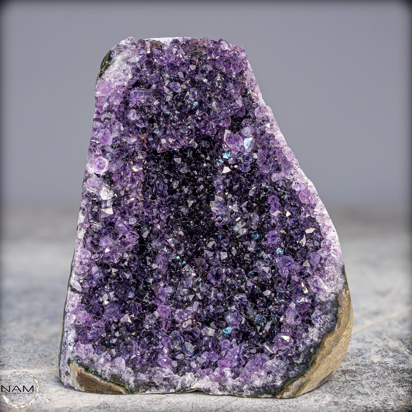 Natürliche Amethyst-Kristall Druse - 598,98g
