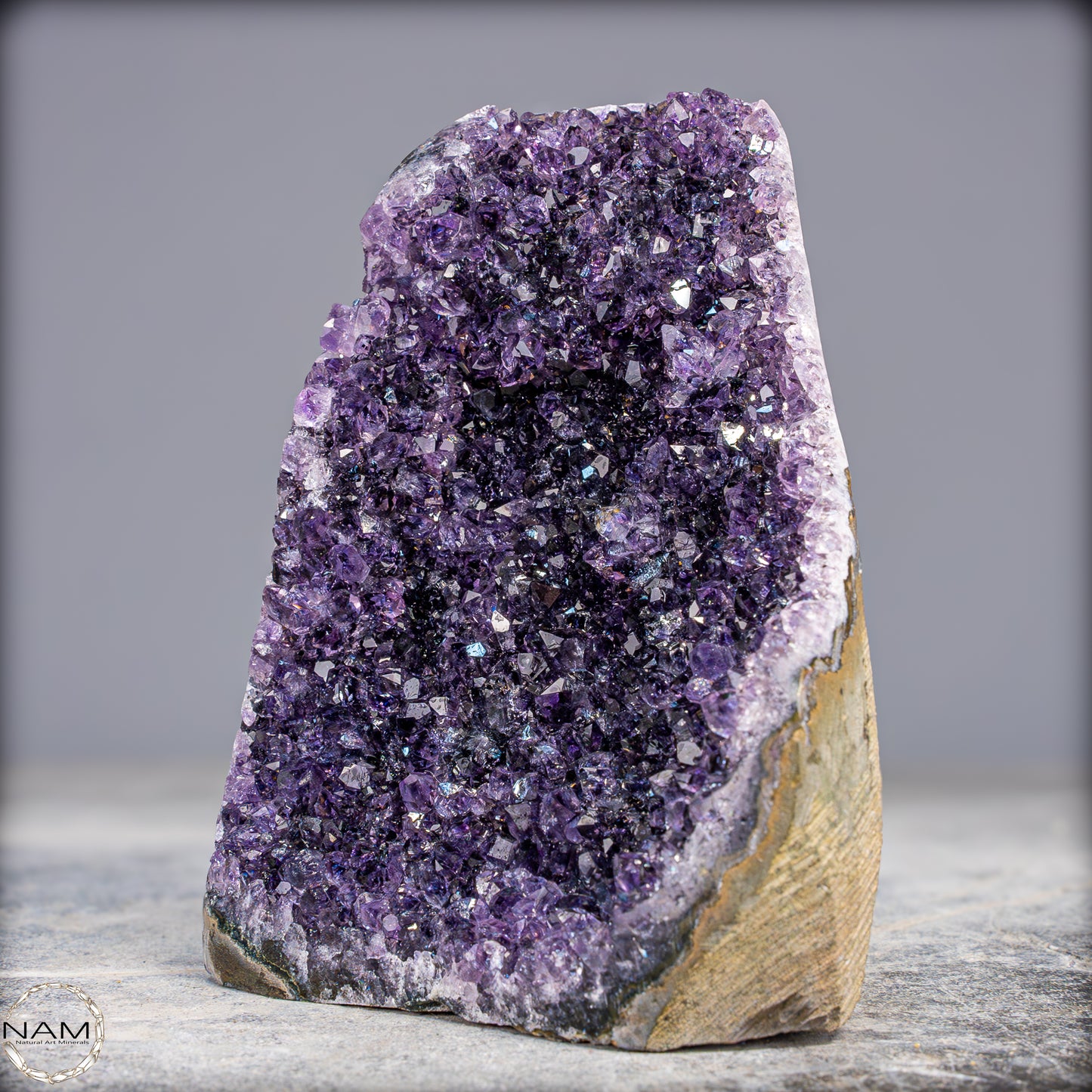 Natürliche Amethyst-Kristall Druse - 598,98g