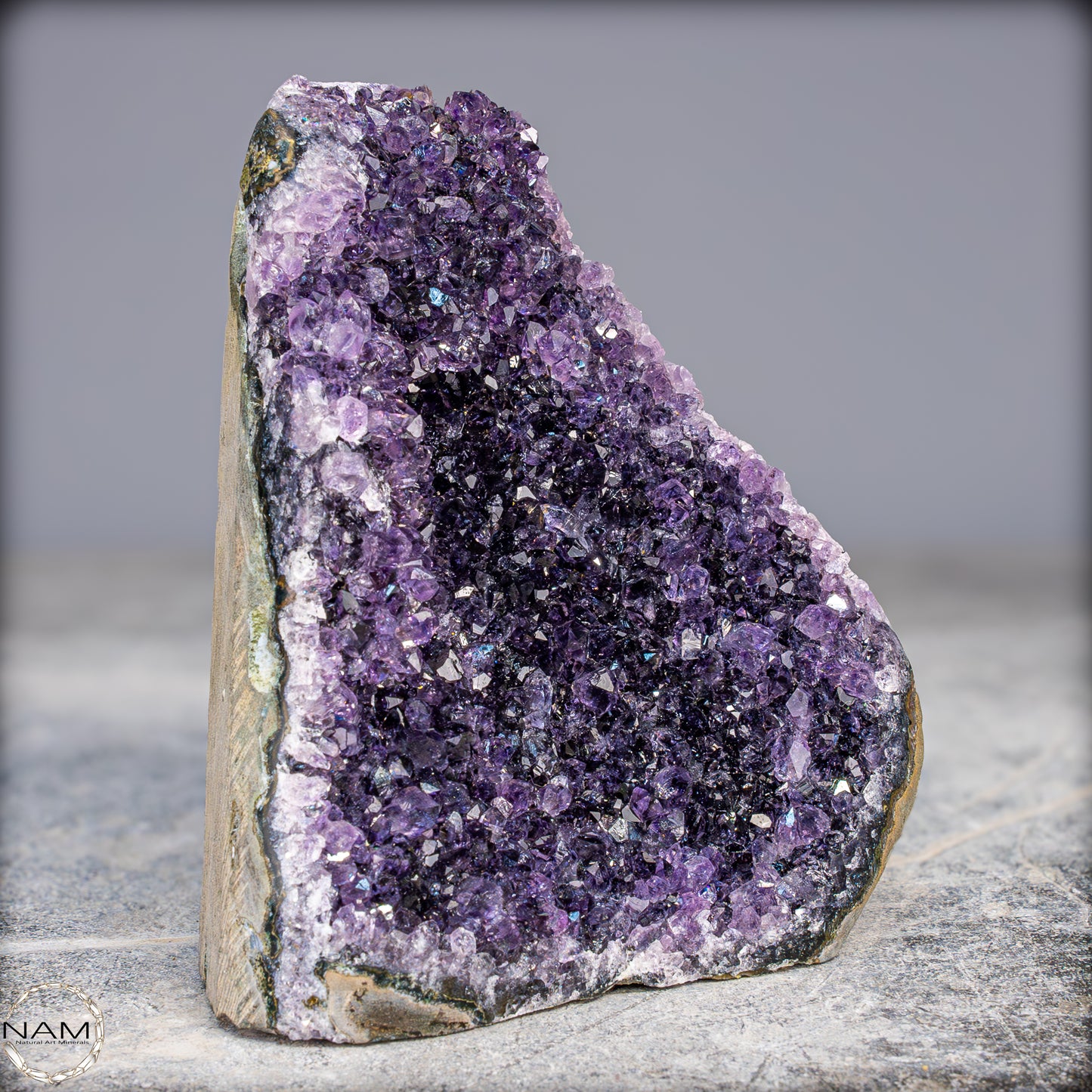 Natürliche Amethyst-Kristall Druse - 598,98g