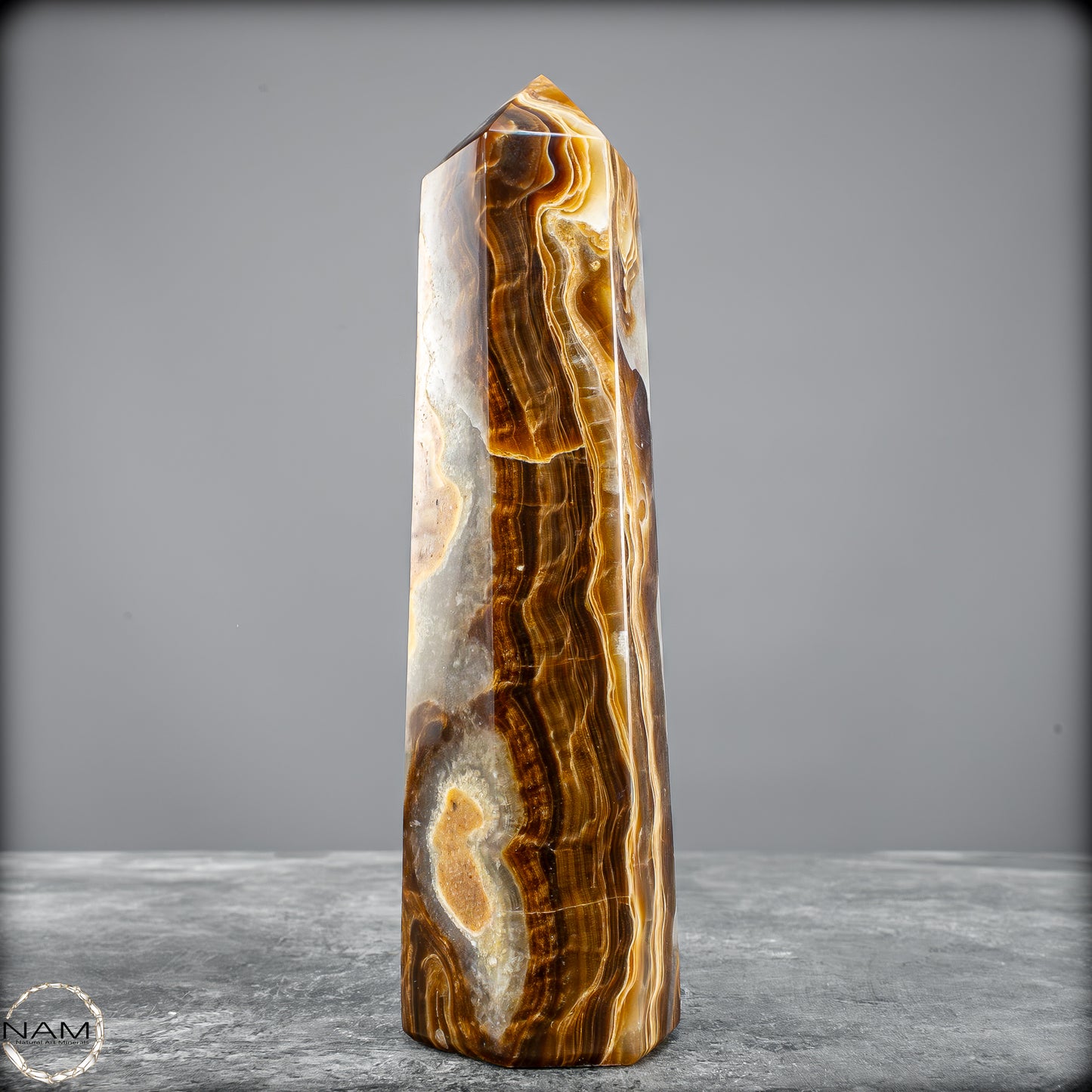 Natürlicher Aragonit Obelisk - 551,83 g