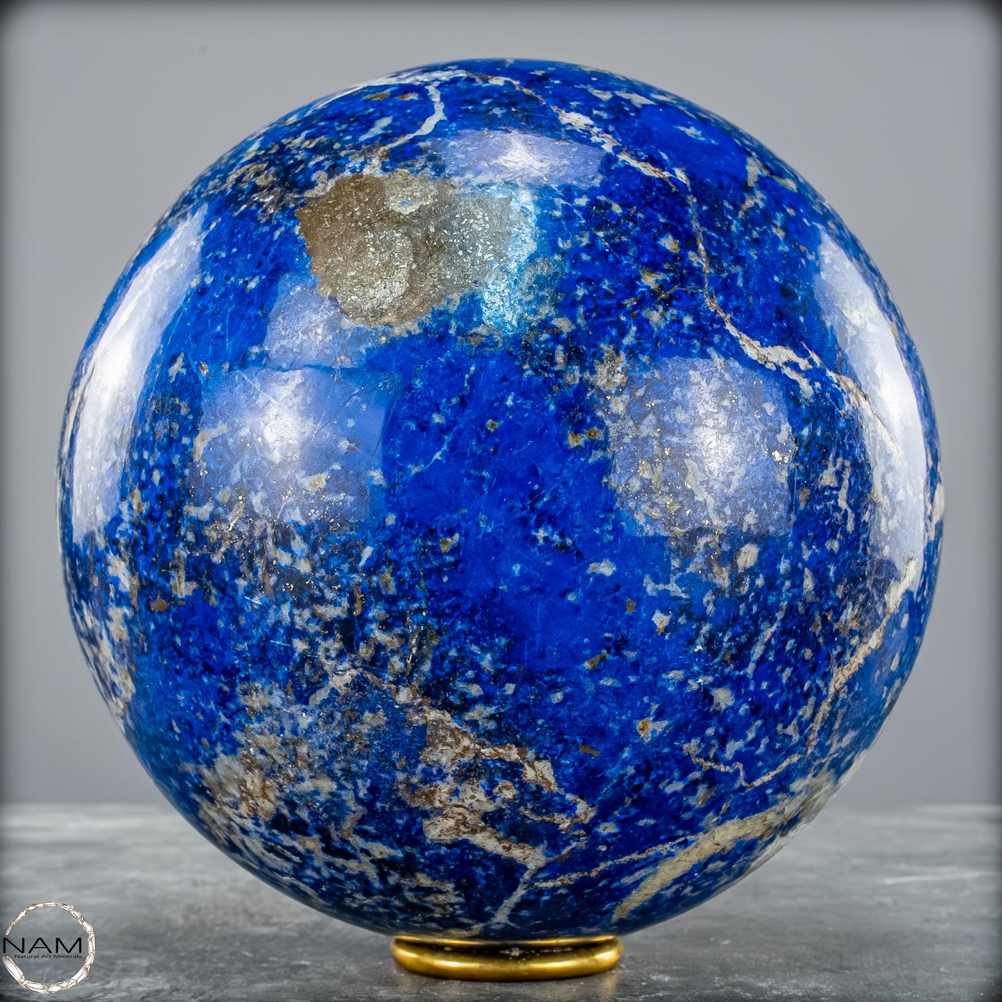 Lapis Lazuli Kugel in höchster Qualität – Tiefe, Weisheit und königliche Schönheit- 5818,18g